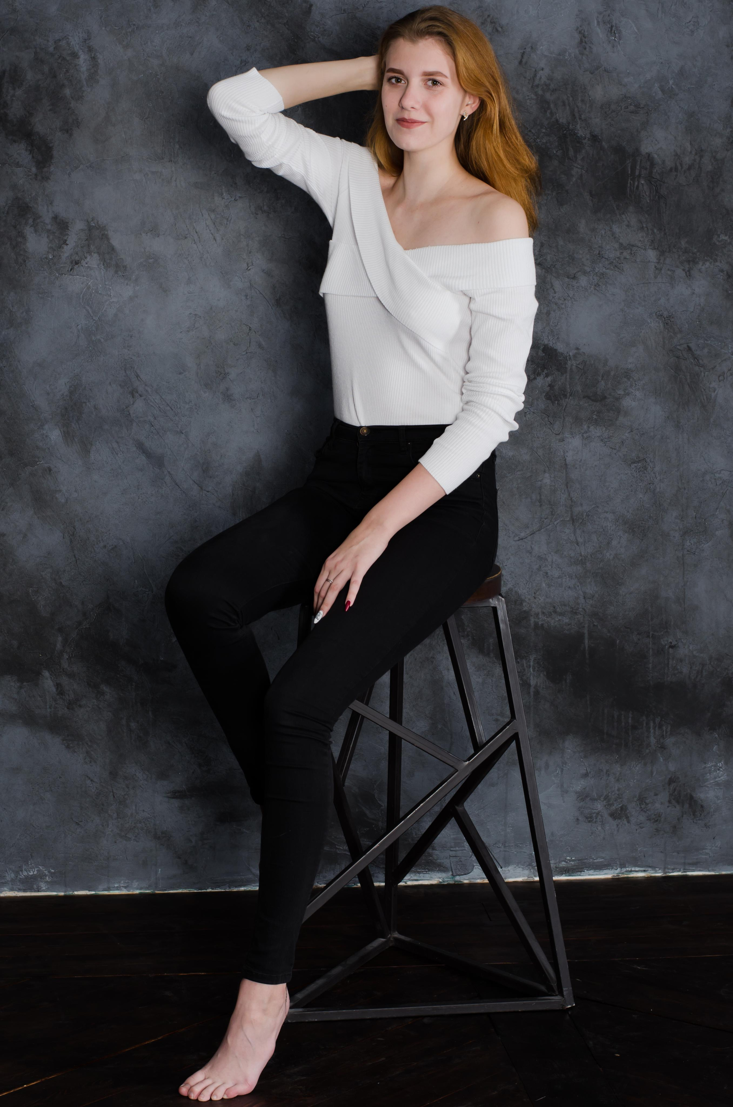 Студийная фотосессия для Ани и Алисы. Свадебный и семейный фотограф в Хабаровске Оксана Новикова