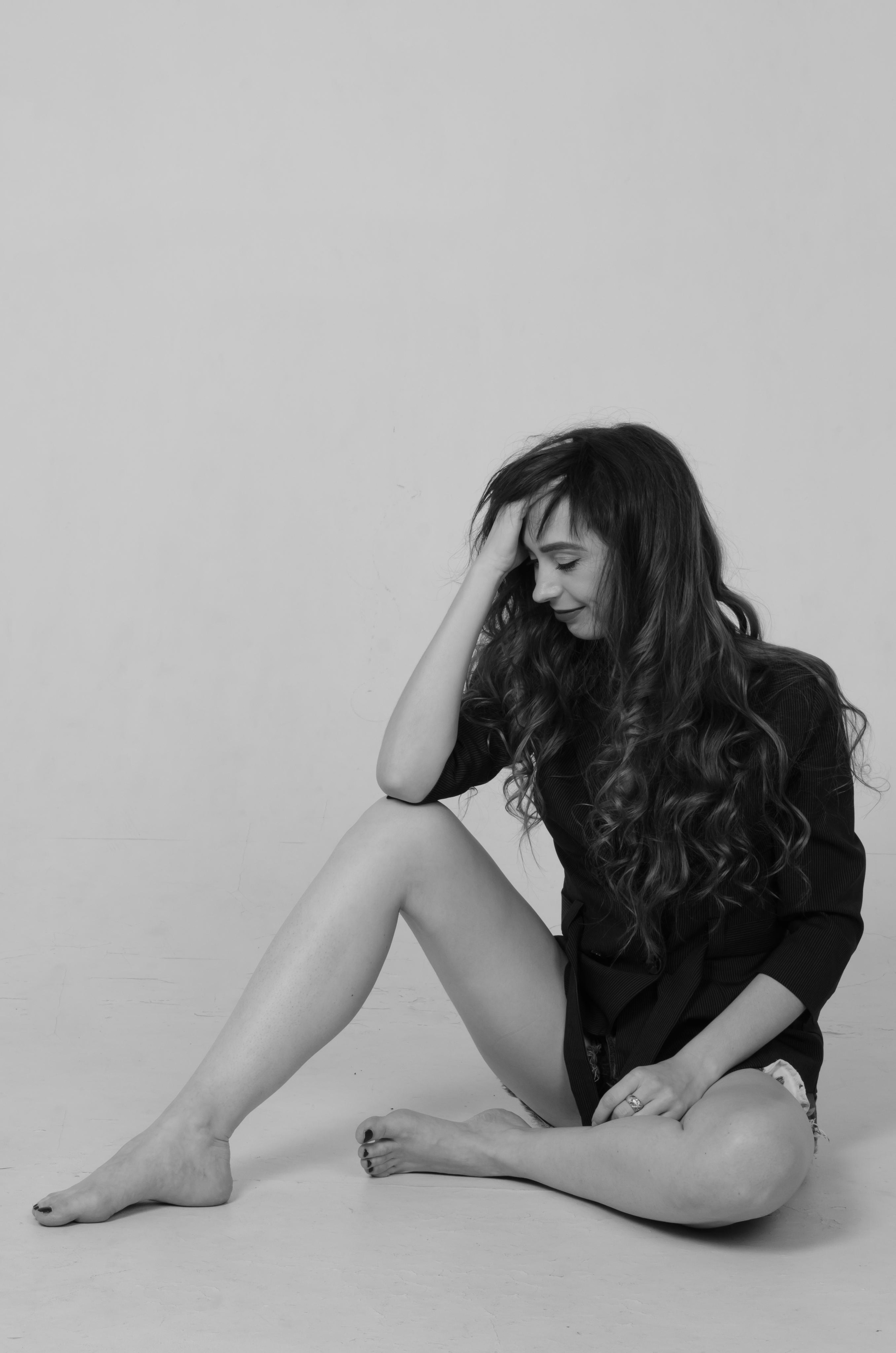 Студийная фотосессия Ксении в стиле ч/б. Свадебный и семейный фотограф в Хабаровске Оксана Новикова