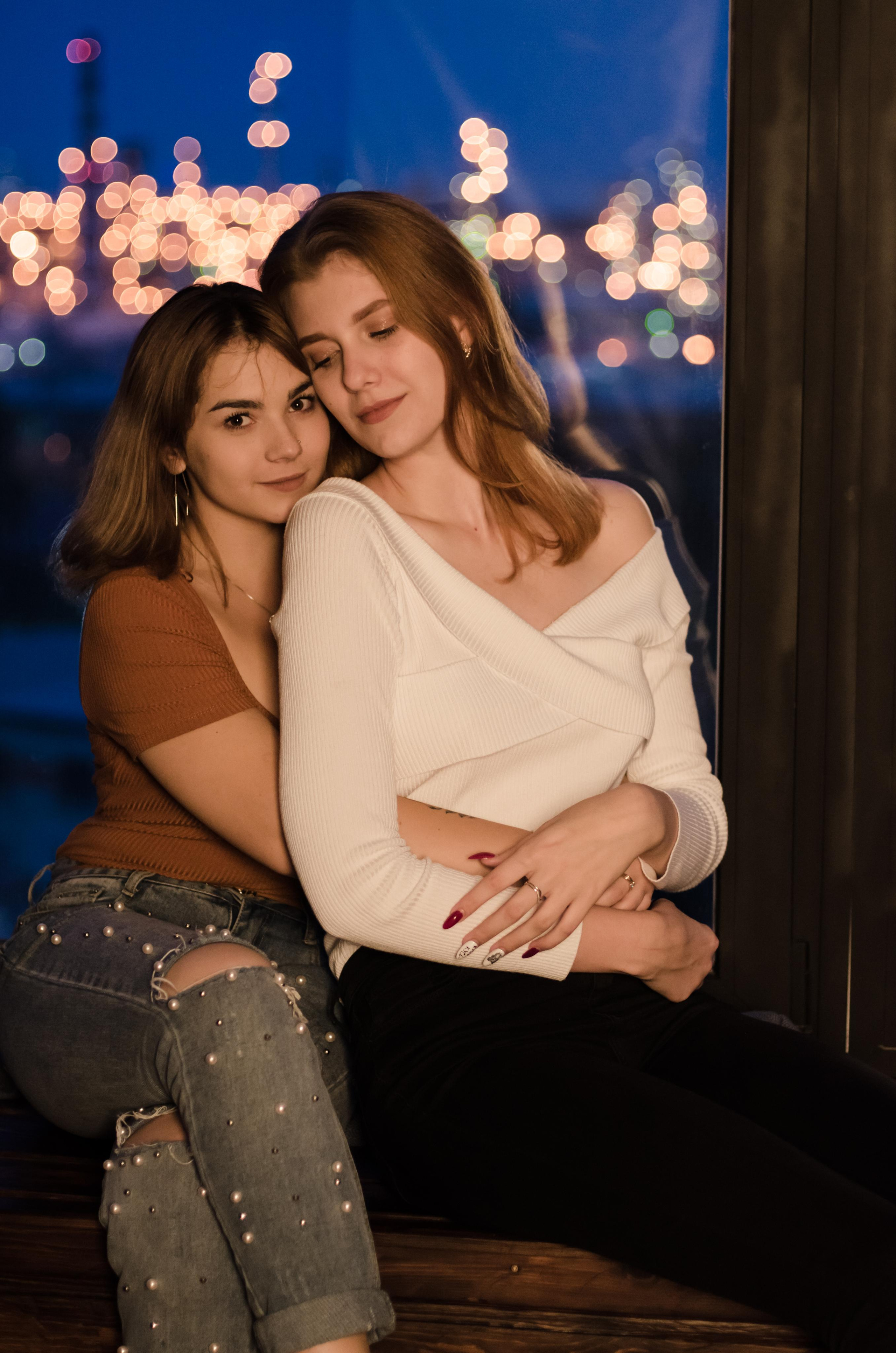 Студийная фотосессия для Ани и Алисы. Свадебный и семейный фотограф в Хабаровске Оксана Новикова