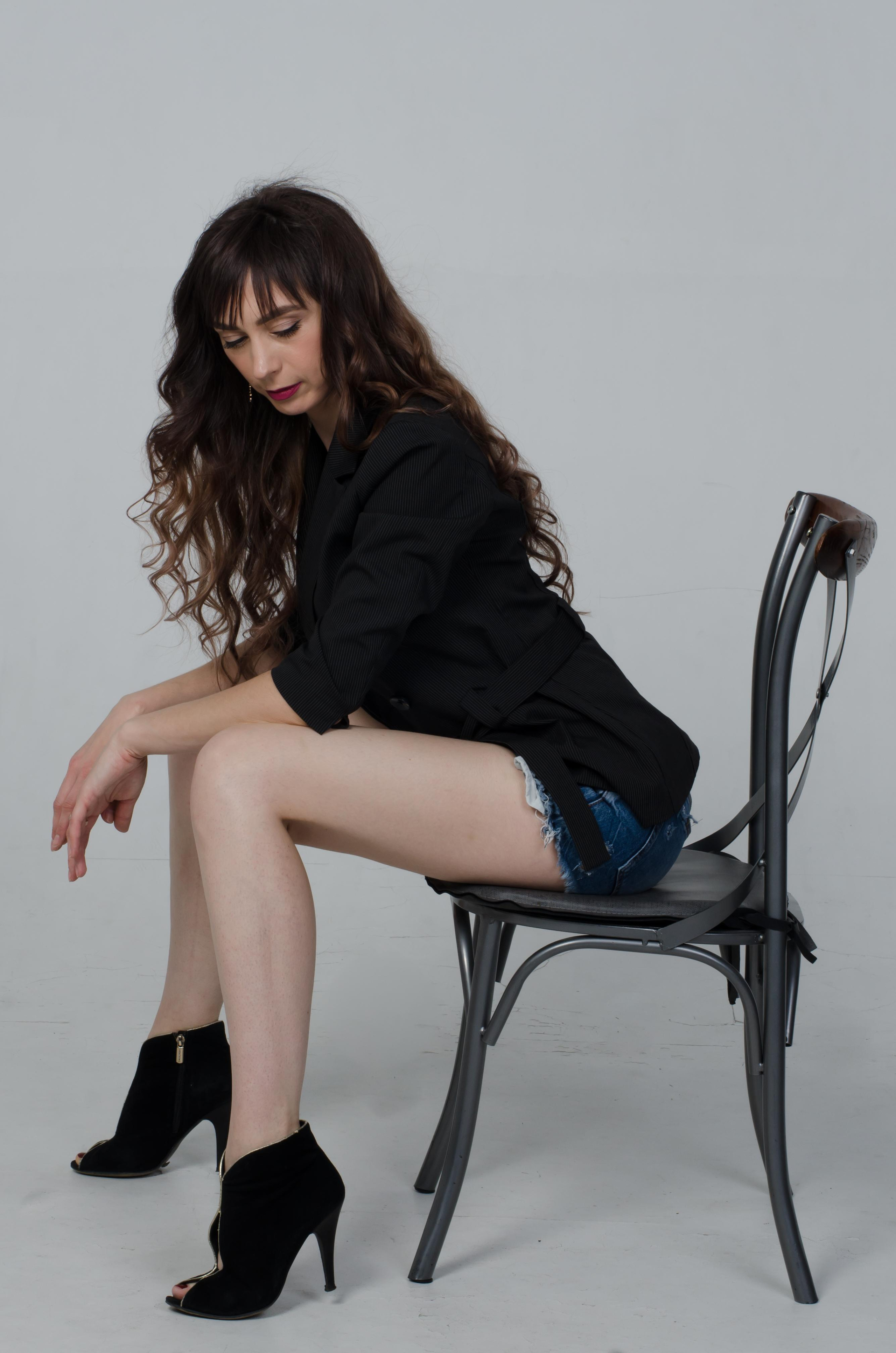 Студийная фотосессия Ксении в стиле ч/б. Свадебный и семейный фотограф в Хабаровске Оксана Новикова