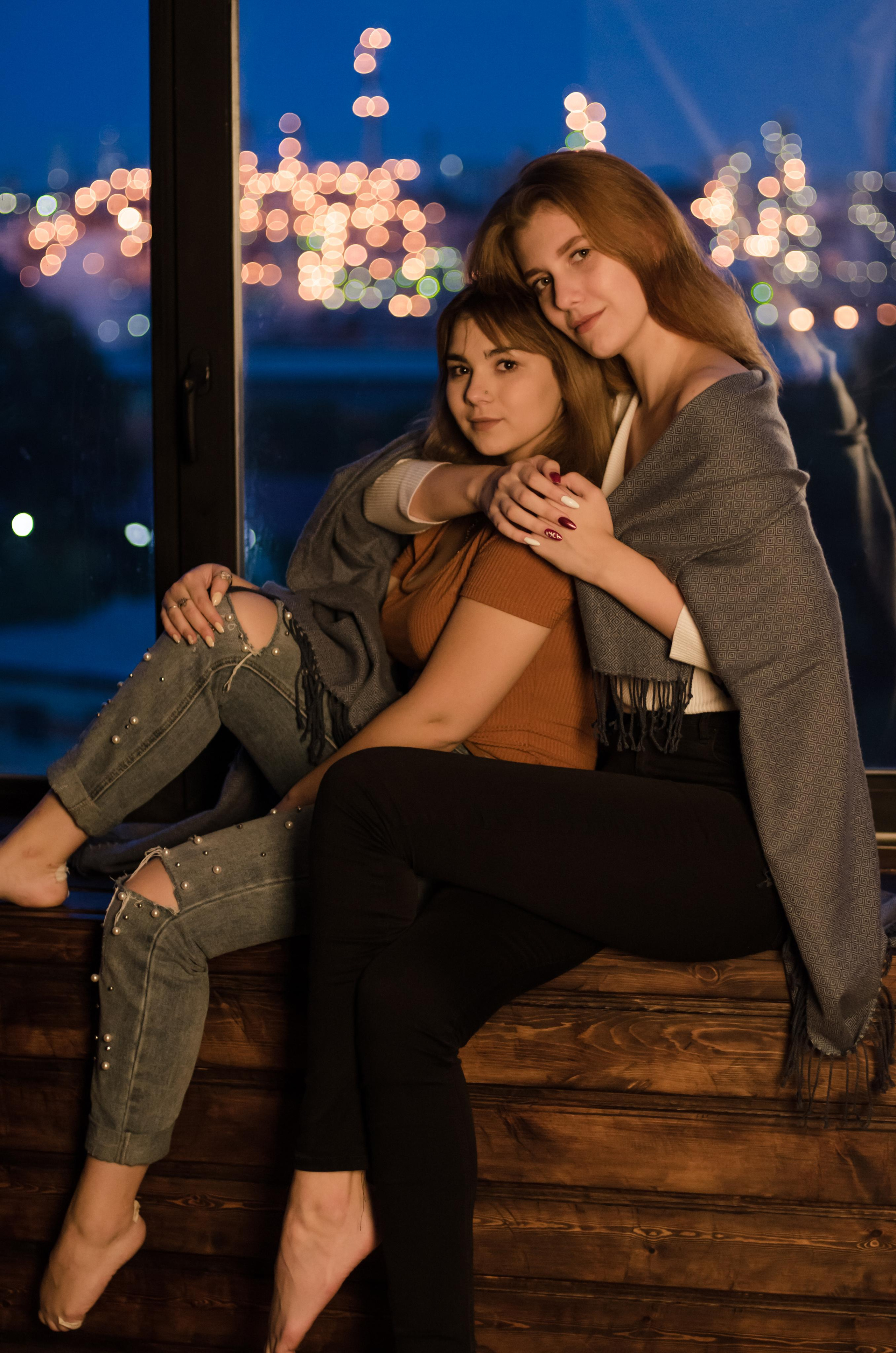 Студийная фотосессия для Ани и Алисы. Свадебный и семейный фотограф в Хабаровске Оксана Новикова