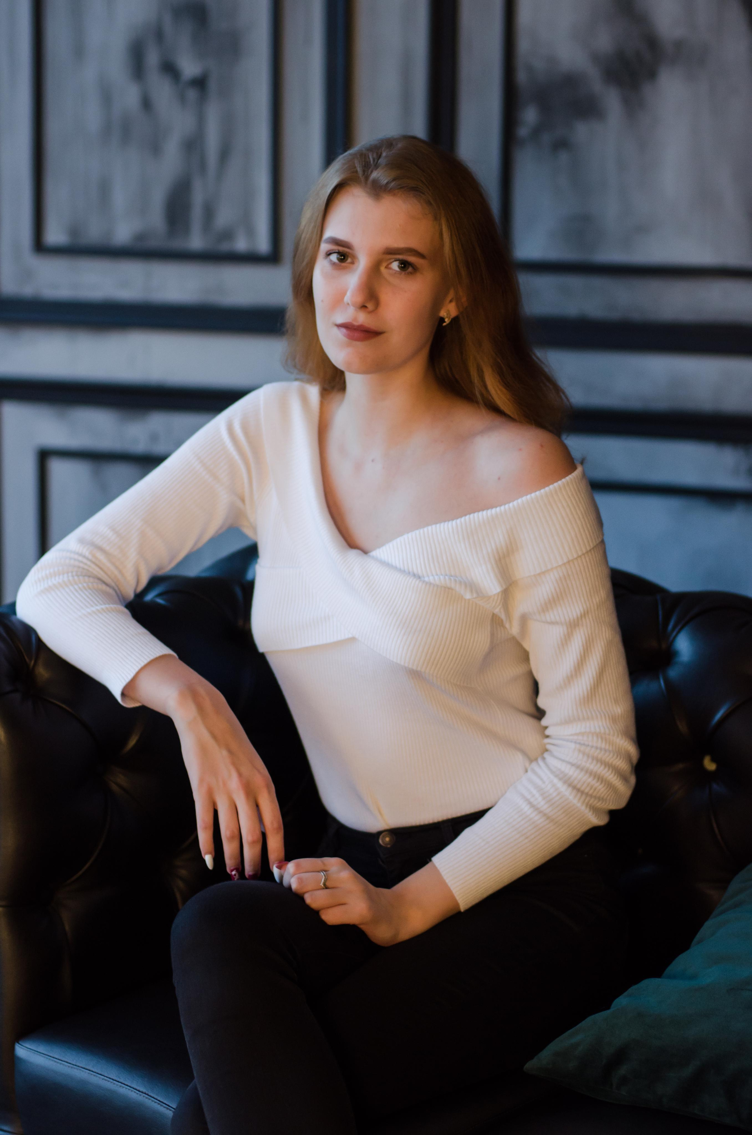 Студийная фотосессия для Ани и Алисы. Свадебный и семейный фотограф в Хабаровске Оксана Новикова