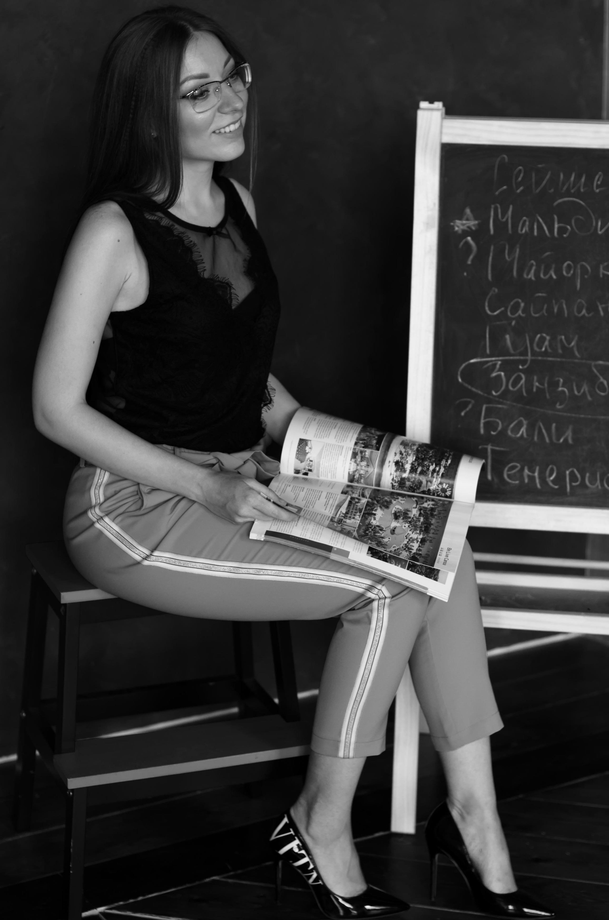 Студийная фотосессия Оксаны для рабочего профиля. Свадебный и семейный фотограф в Хабаровске Оксана Новикова