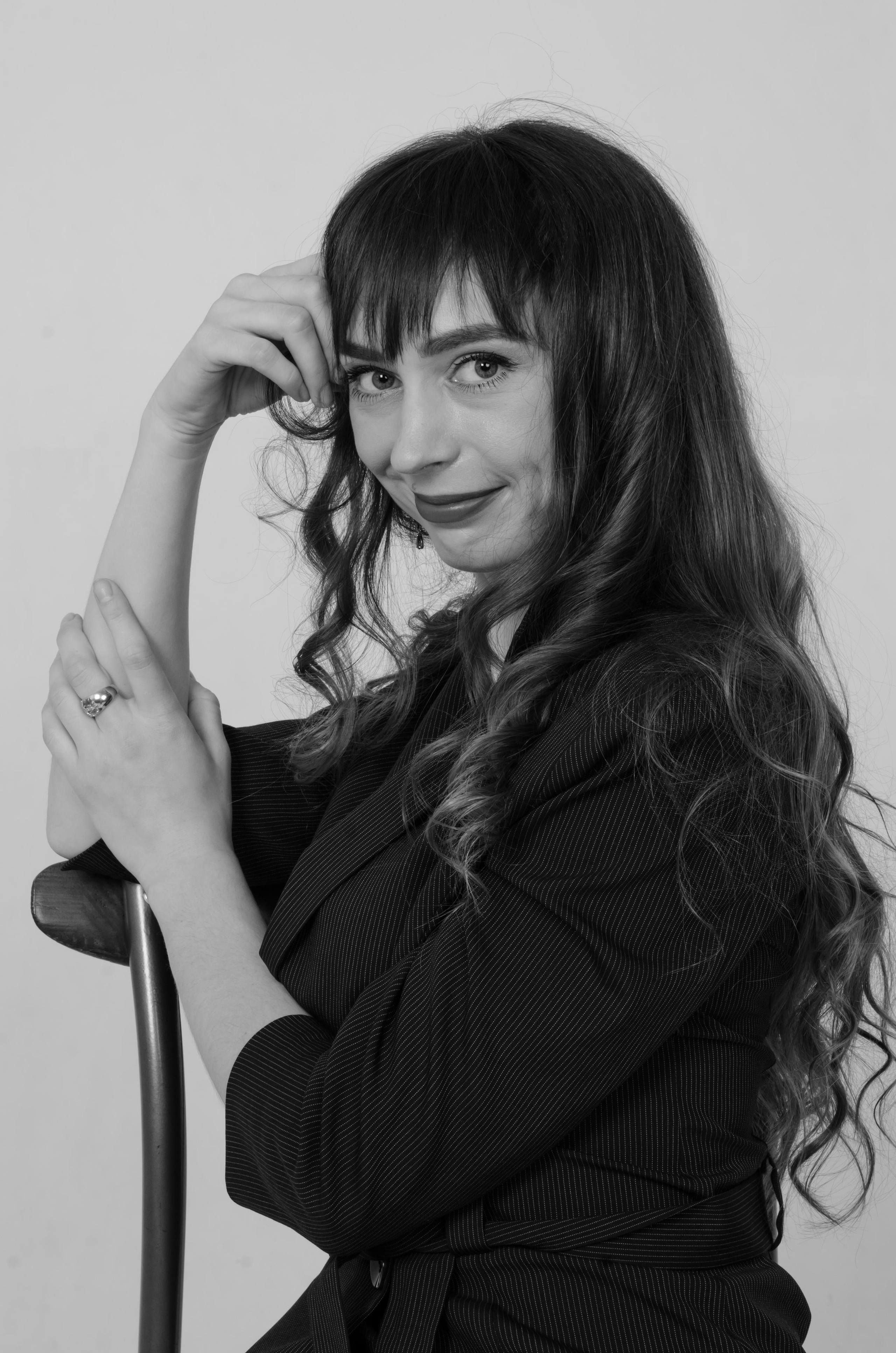 Студийная фотосессия Ксении в стиле ч/б. Свадебный и семейный фотограф в Хабаровске Оксана Новикова