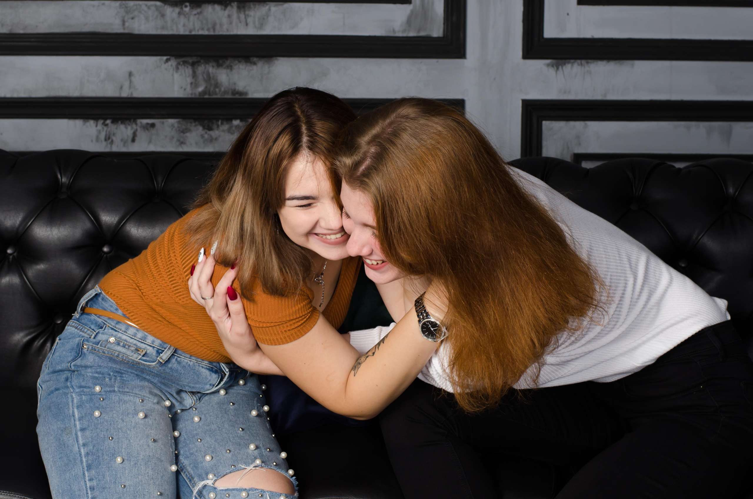 Студийная фотосессия для Ани и Алисы. Свадебный и семейный фотограф в Хабаровске Оксана Новикова