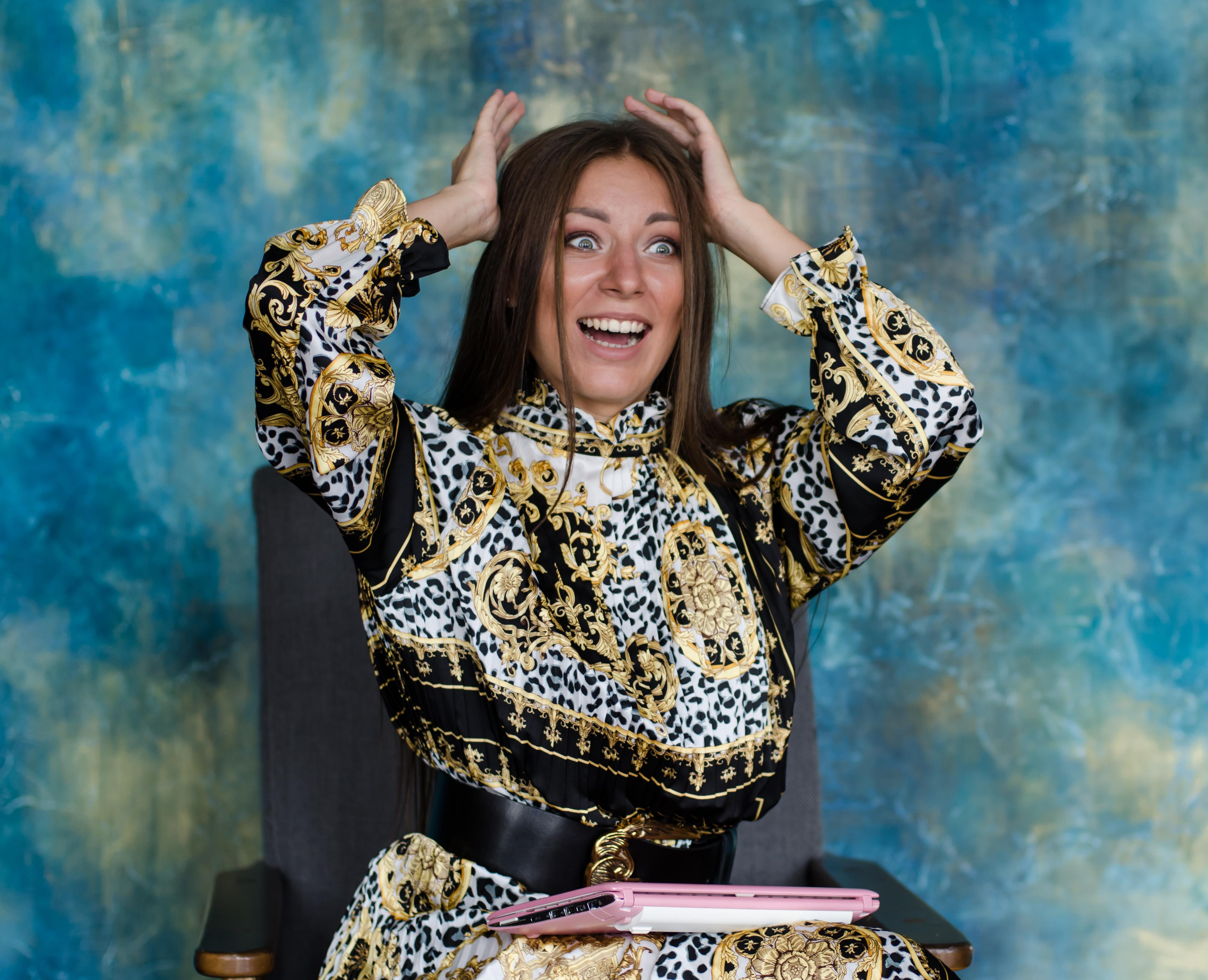 Студийная фотосессия Оксаны для рабочего профиля. Свадебный и семейный фотограф в Хабаровске Оксана Новикова