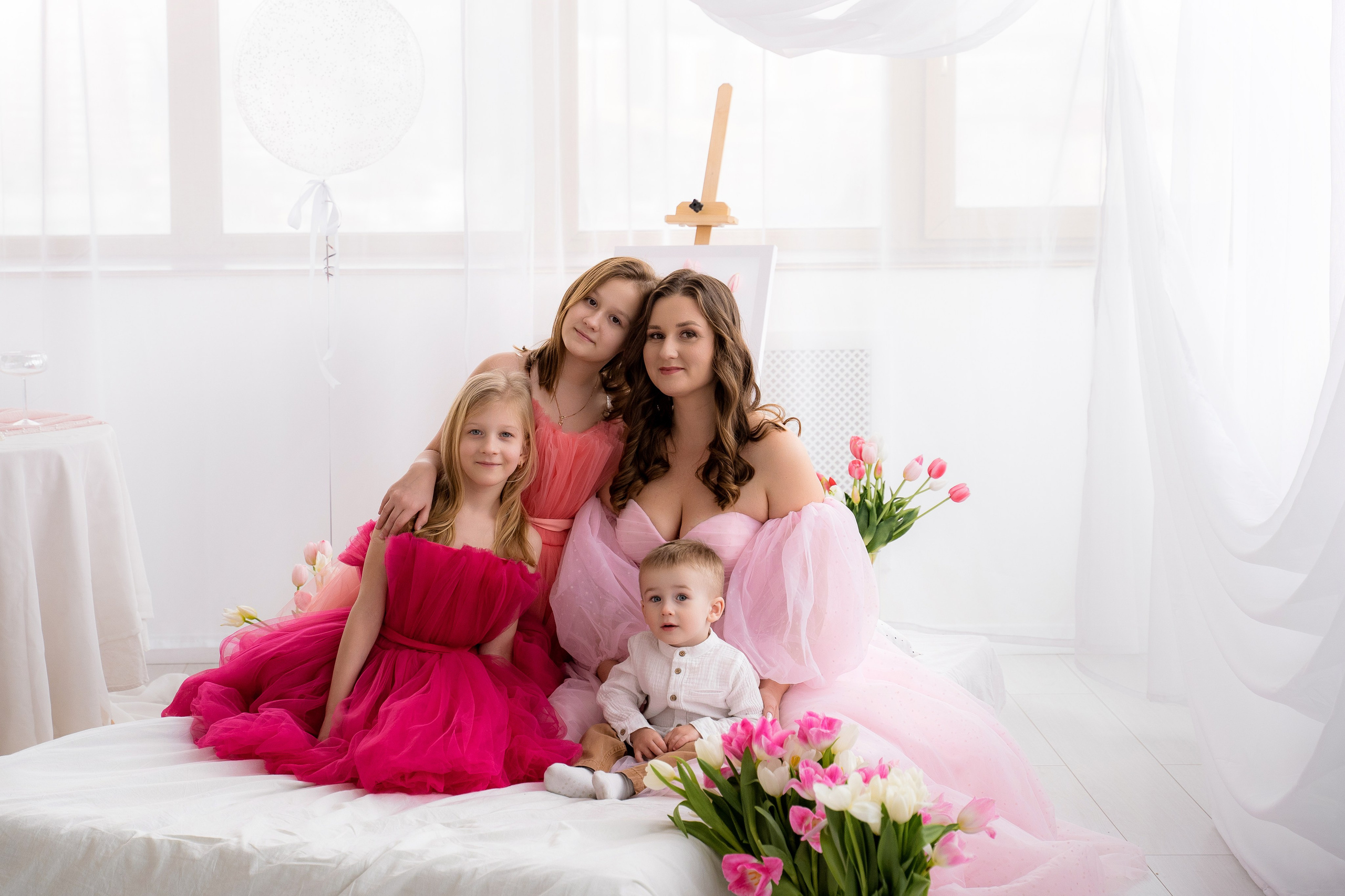 Тюльпановое настроение. Фотостудия Малина в городе Улан-Удэ. Фотограф Ирина Жарникова