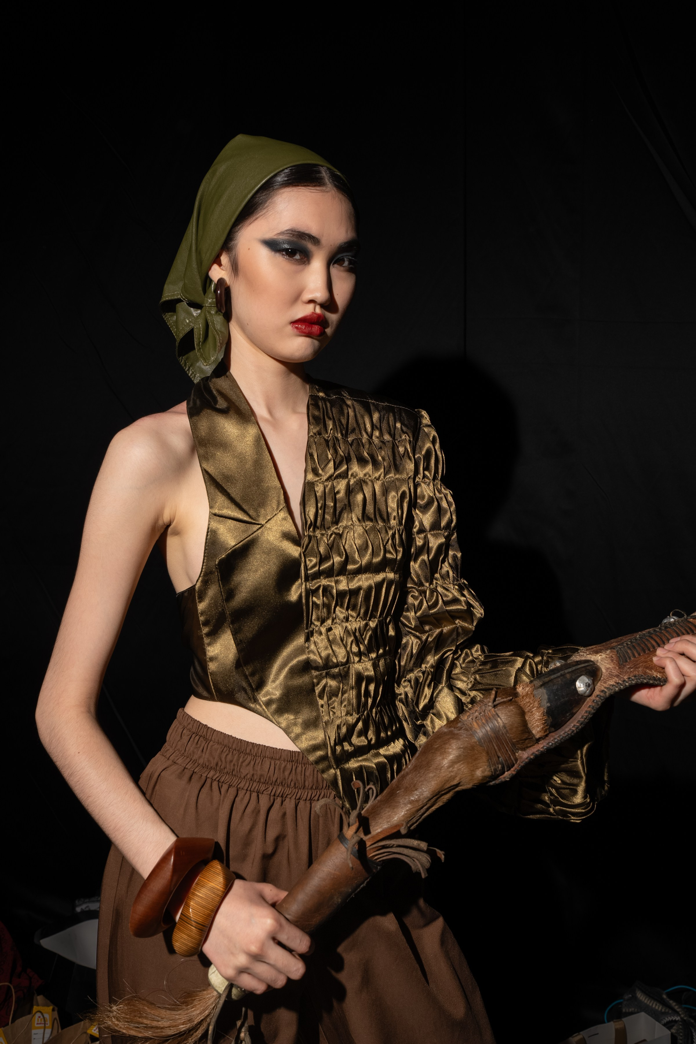 Visa Fashion week Almaty Backstage Day 3. Сайт Алматинского НЮ АРТ, будуар и фэшн фотографа Дениса Карпенко