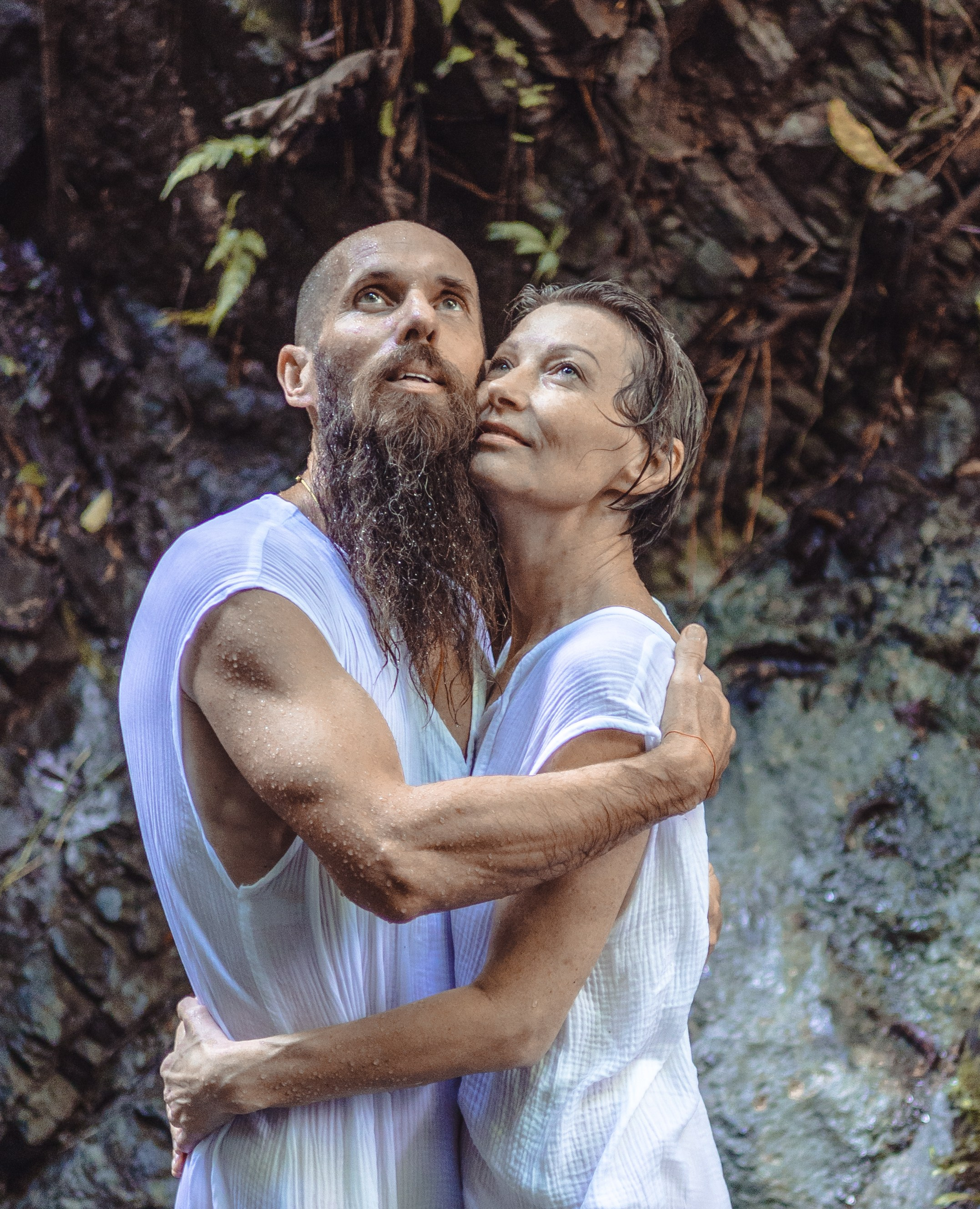 Soul wedding with a nature connection. Family, portrait, content photo in Costa Rica Evgeniya Besprozvannykh