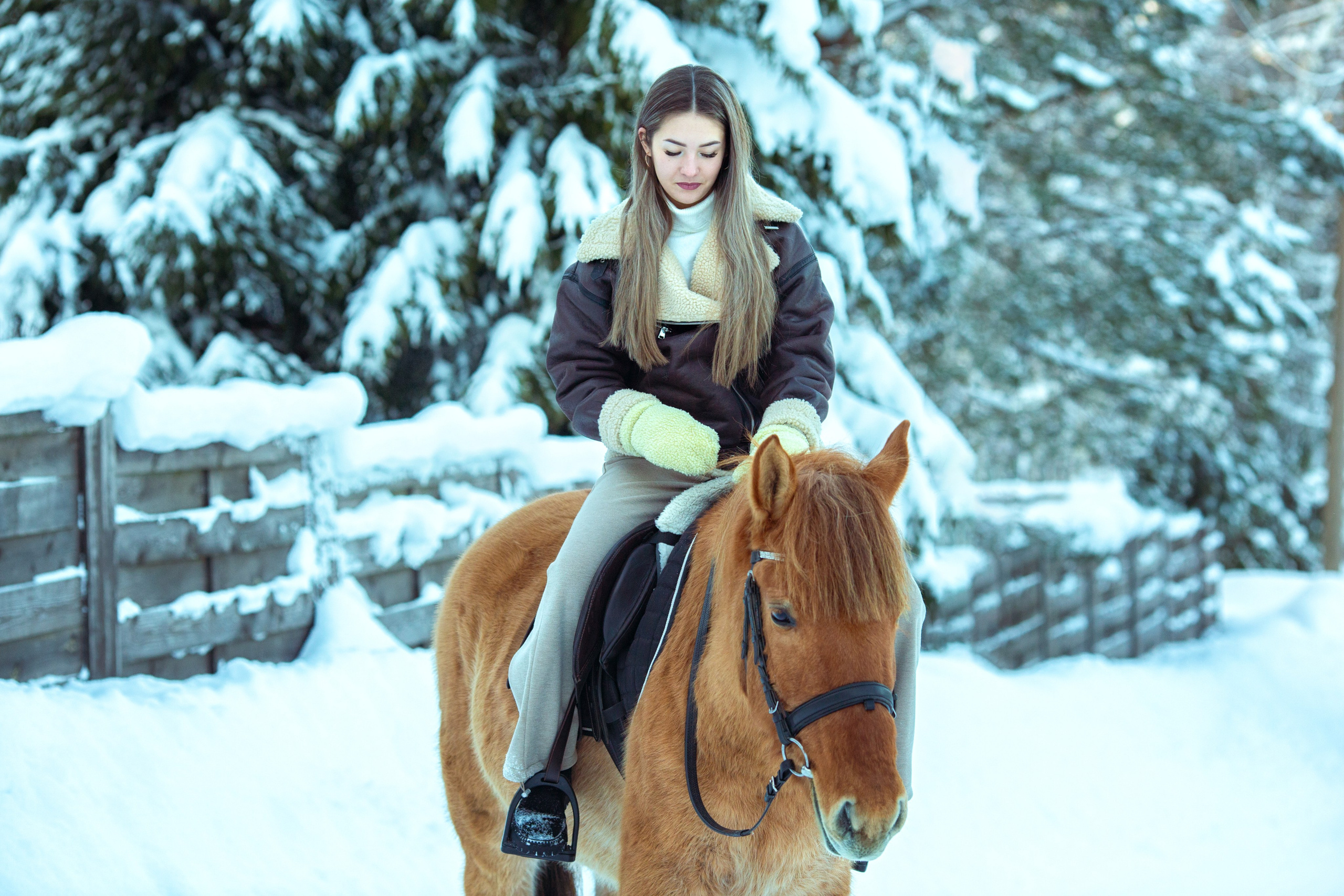 Лена. Фотограф Антонина Свешникова. ВЫПУСКНЫЕ ФОТОКНИГИ для детских садов и школ. Москва, Владимир
