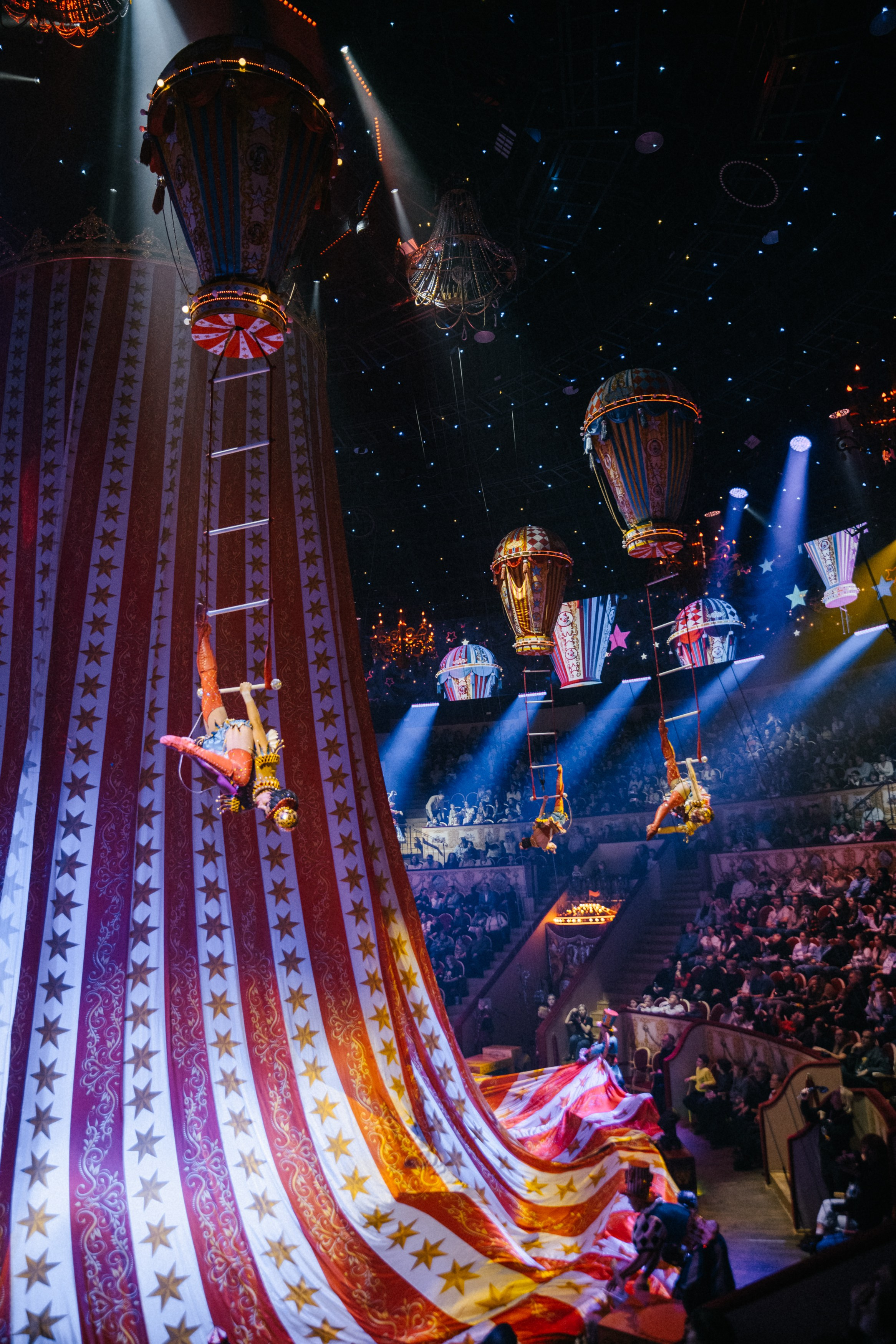 Королевский Цирк Гии Эрадзе. Репортажный и портретный фотограф в Санкт-Петербурге Степлевич Дарья