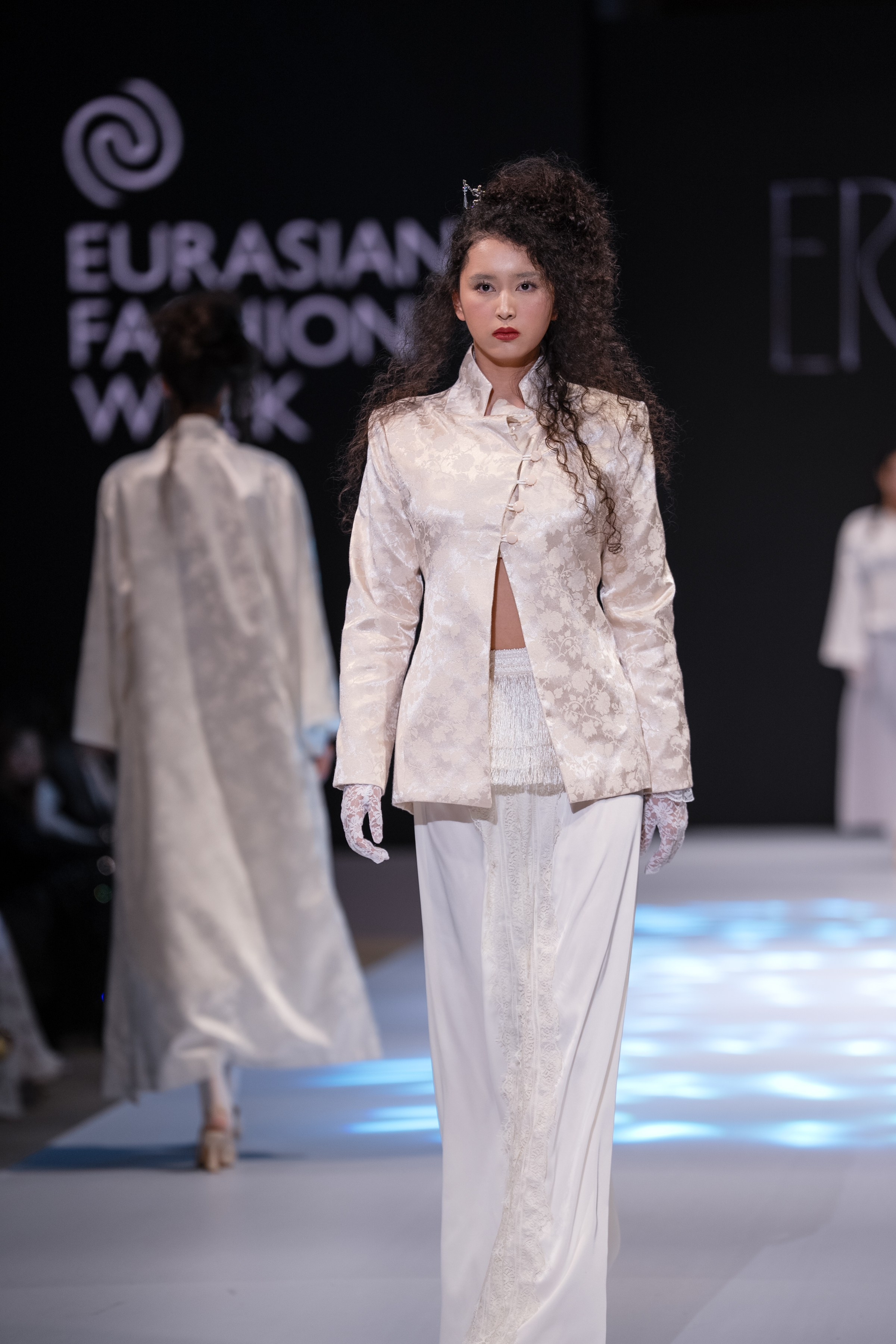EURASIAN FASHION WEEK Eren. Сайт Алматинского НЮ АРТ, будуар и фэшн фотографа Дениса Карпенко