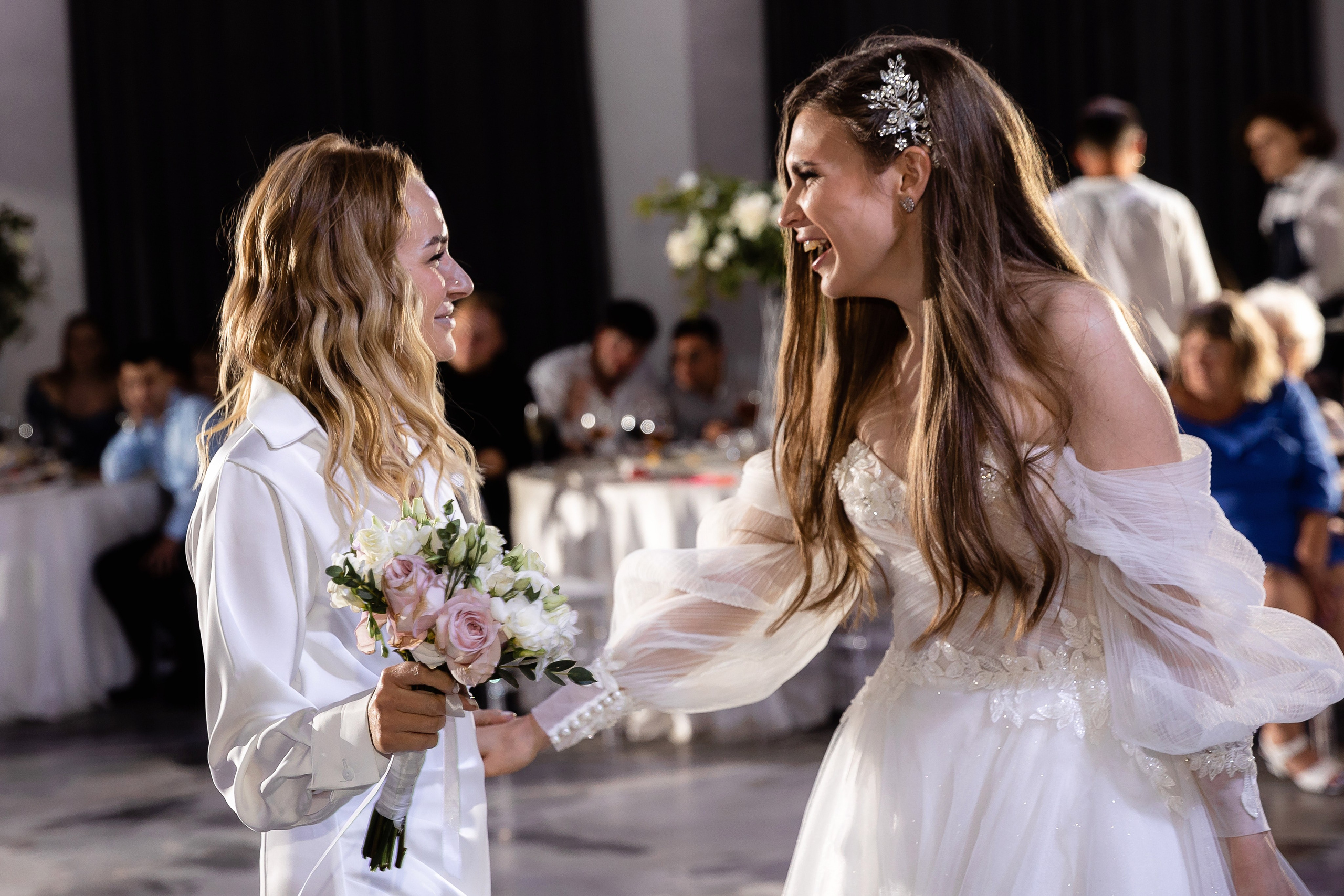 Юля и Александр. Свадебный и семейный фотограф Татьяна Ласкина в Великом Новгороде