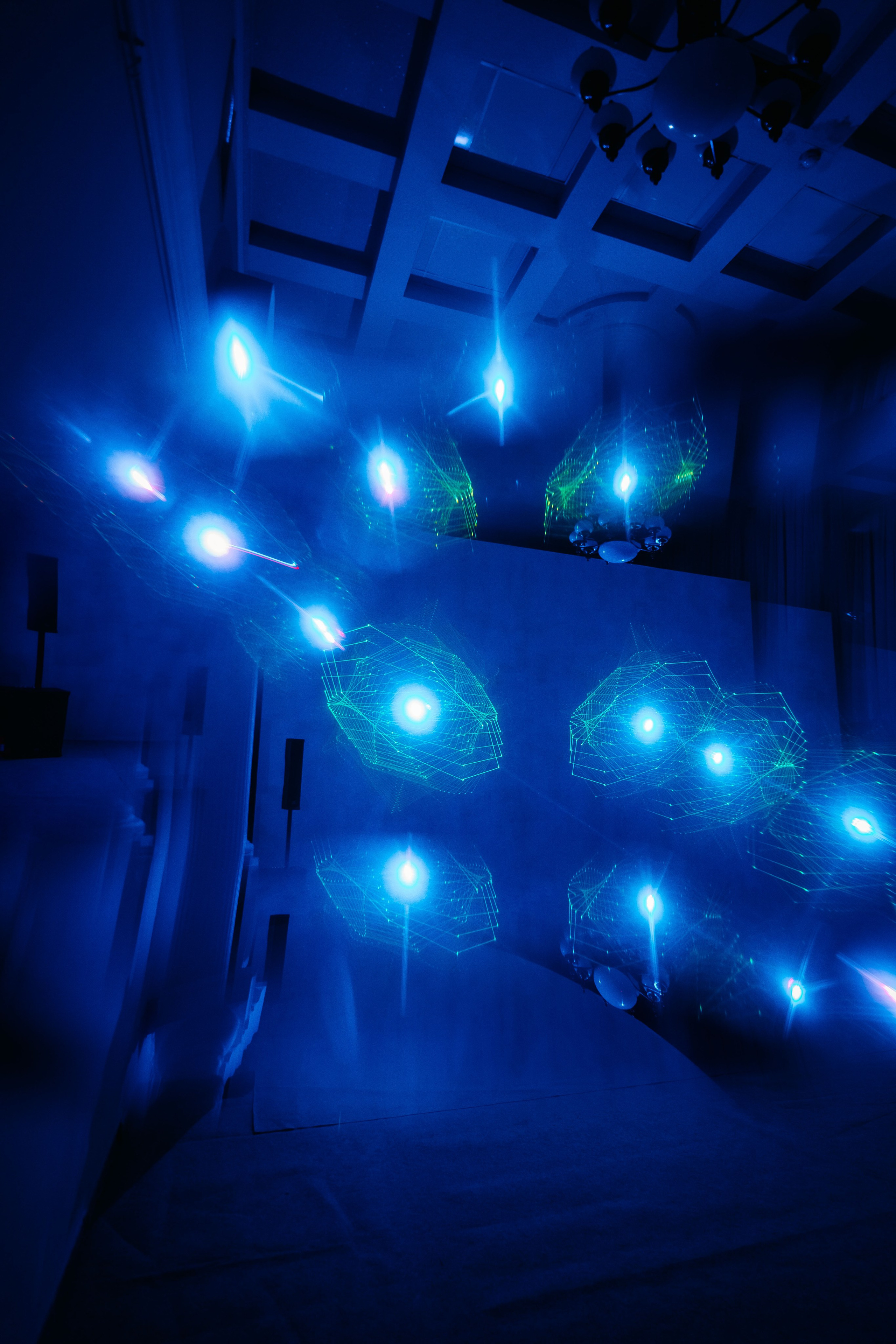 НУР. Инсталляции / 2025. Саша Копылов, фотограф в Казани