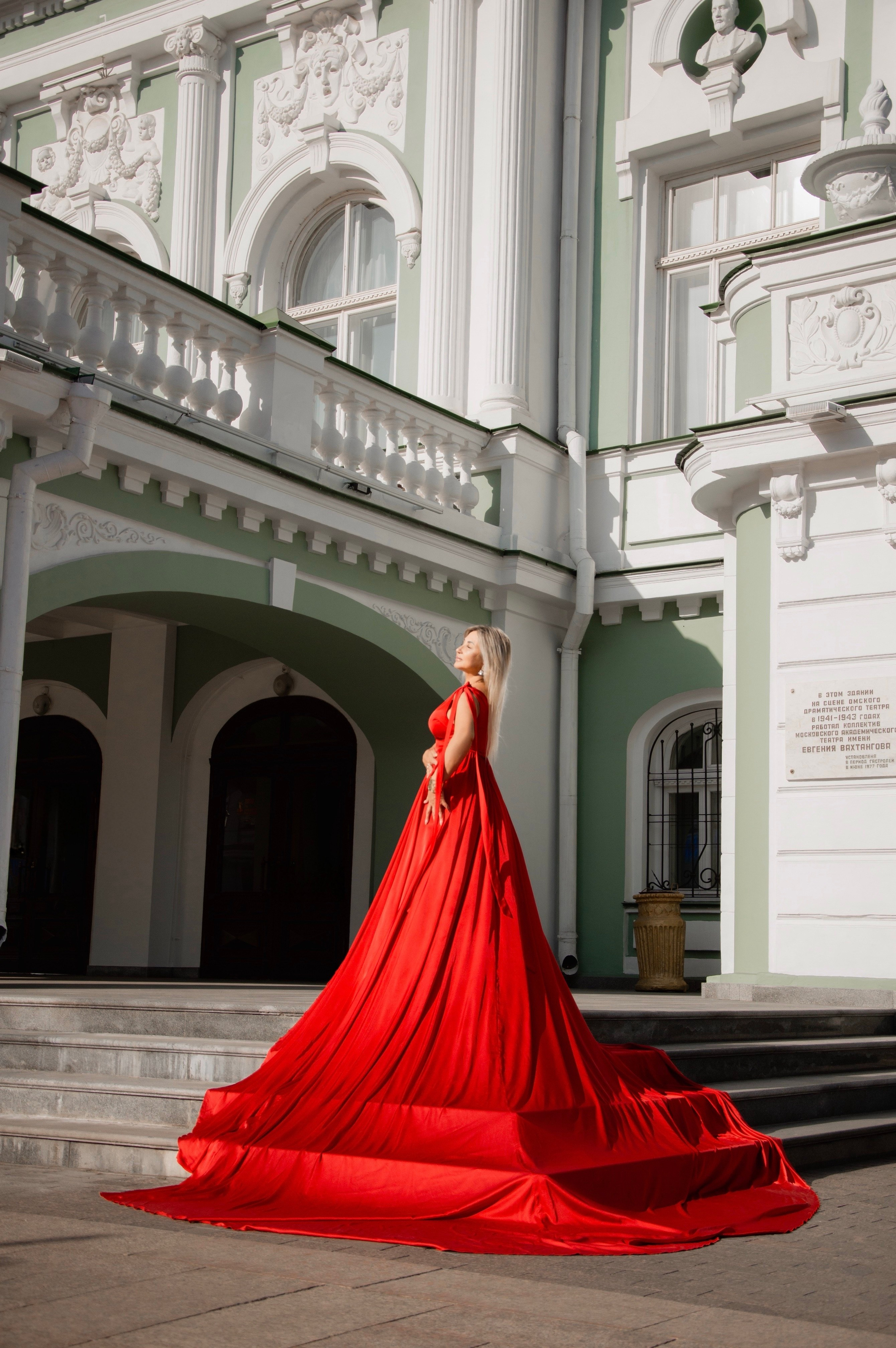 Летящие платья. Мобильный фотограф в Омске