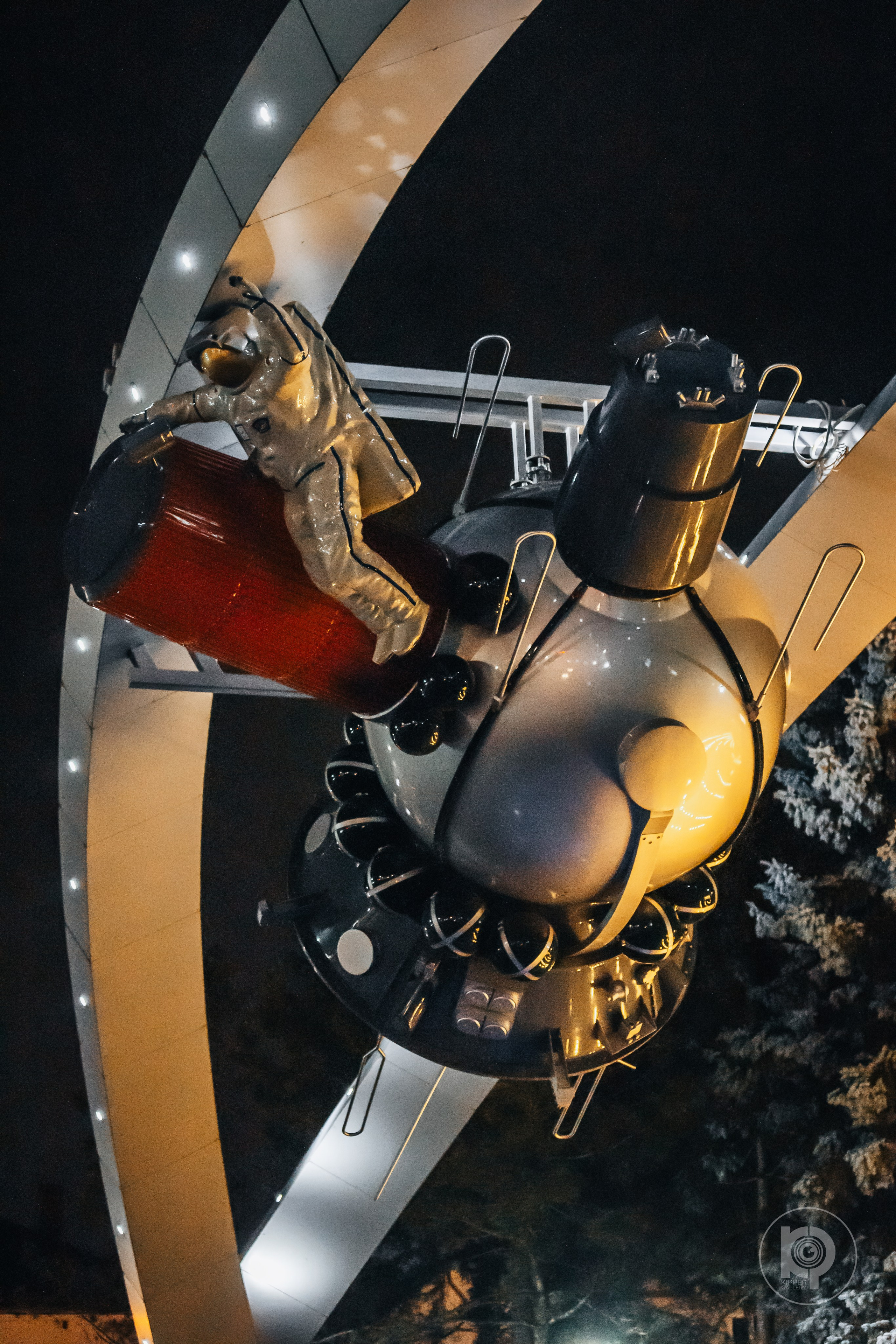 Стрит 2025. KiPPER Gallery — Фотограф