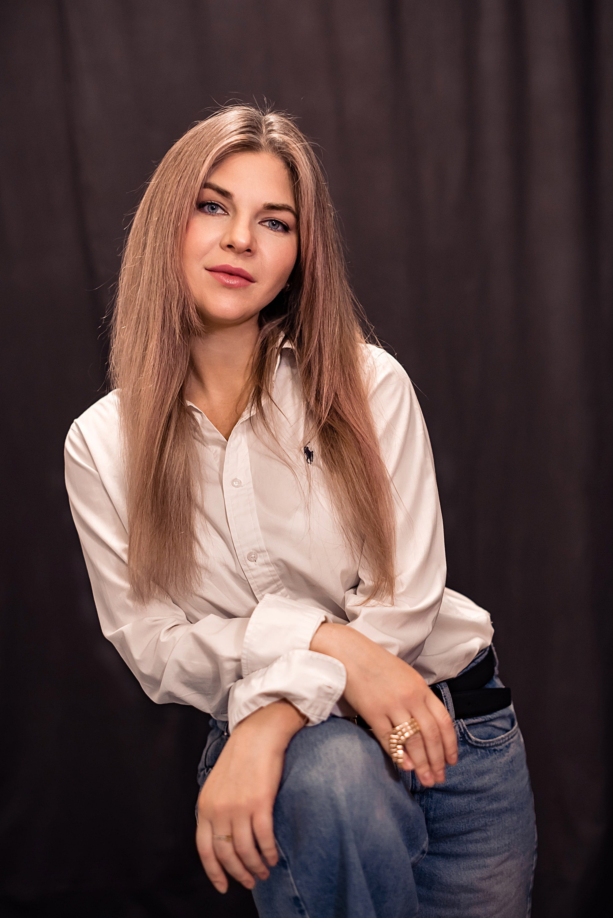 Съемка Марии в розовой шубе. Фотограф Тула творческие фотосессии недорого Ольга Ромашина