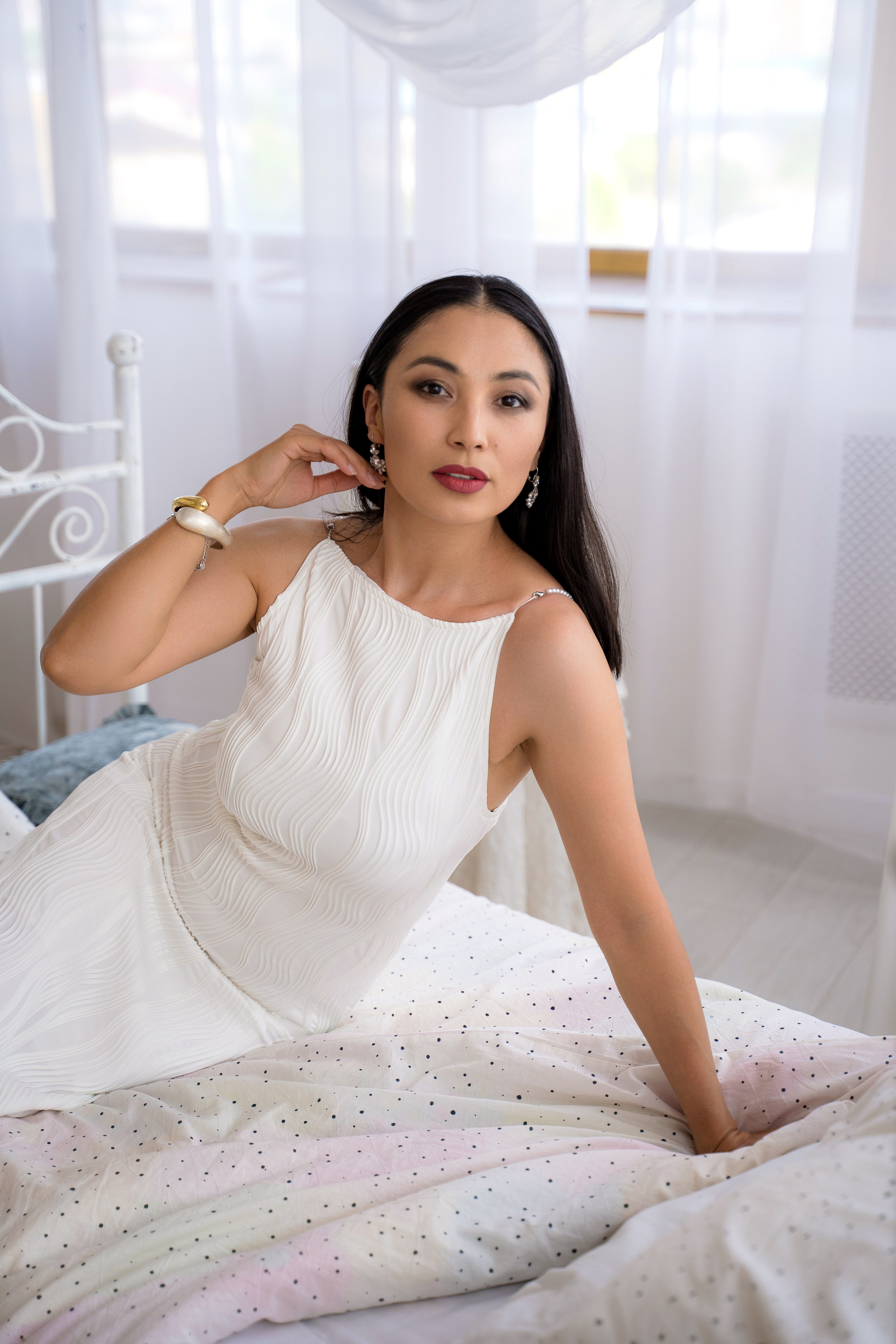 Платья для девушек размер 40-46. Фотостудия Малина в городе Улан-Удэ. Фотограф Ирина Жарникова