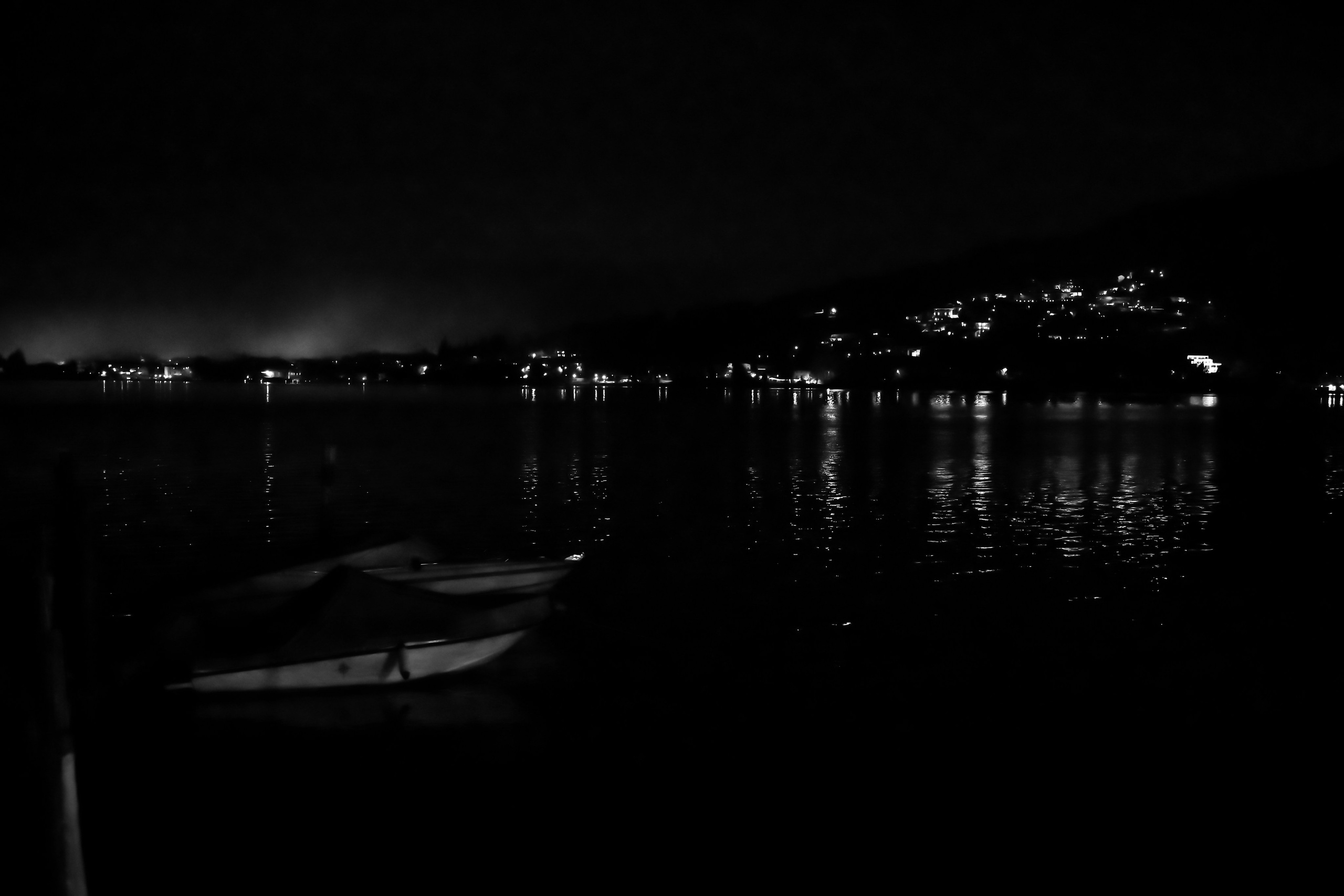 Lago d'iseo and hotel. Фотограф Минск