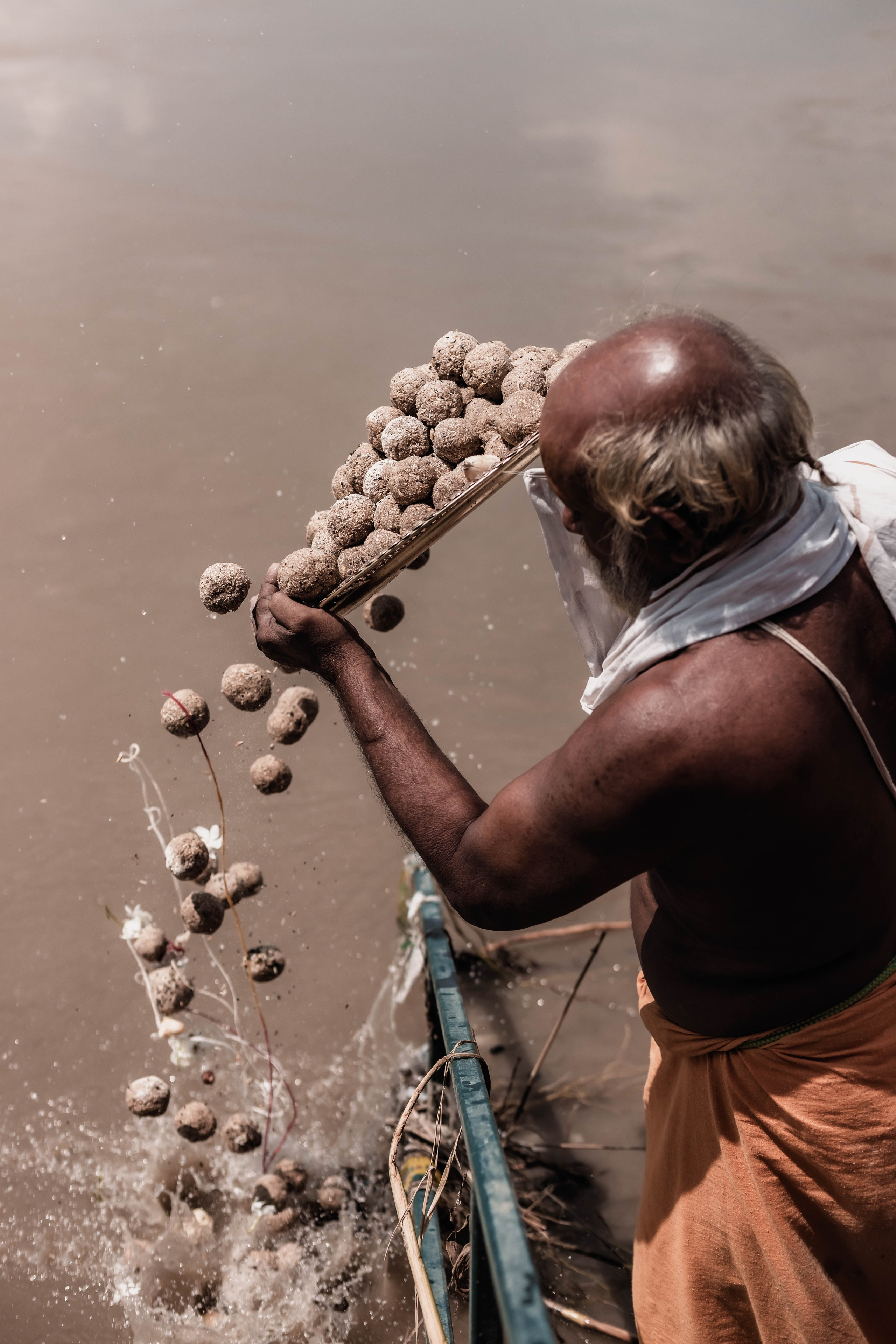 Pitri Paksha yagyas & poojas Devraha Baba ji ashram. Mariam Bagdasaryan