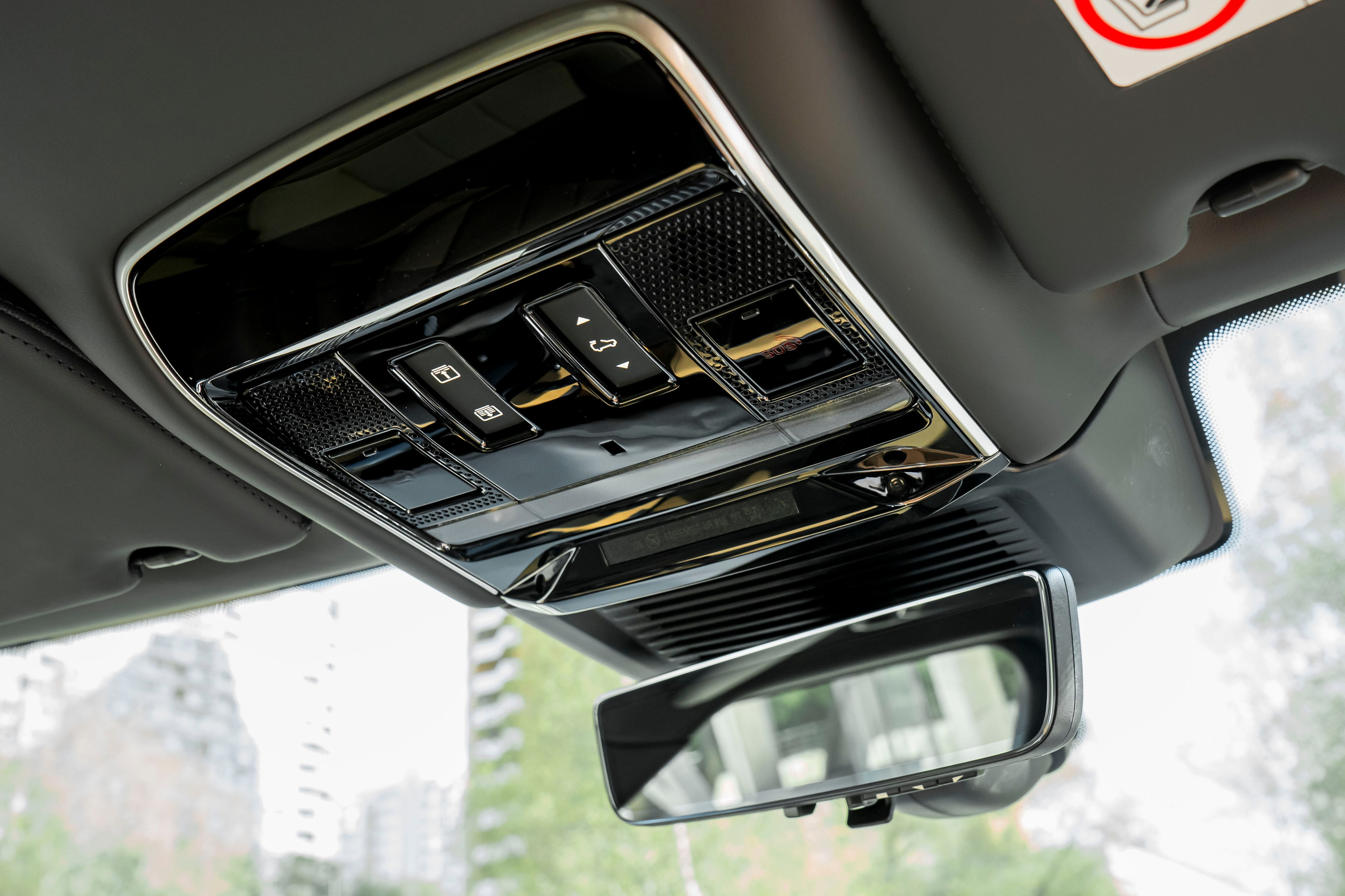 Range Rover P530