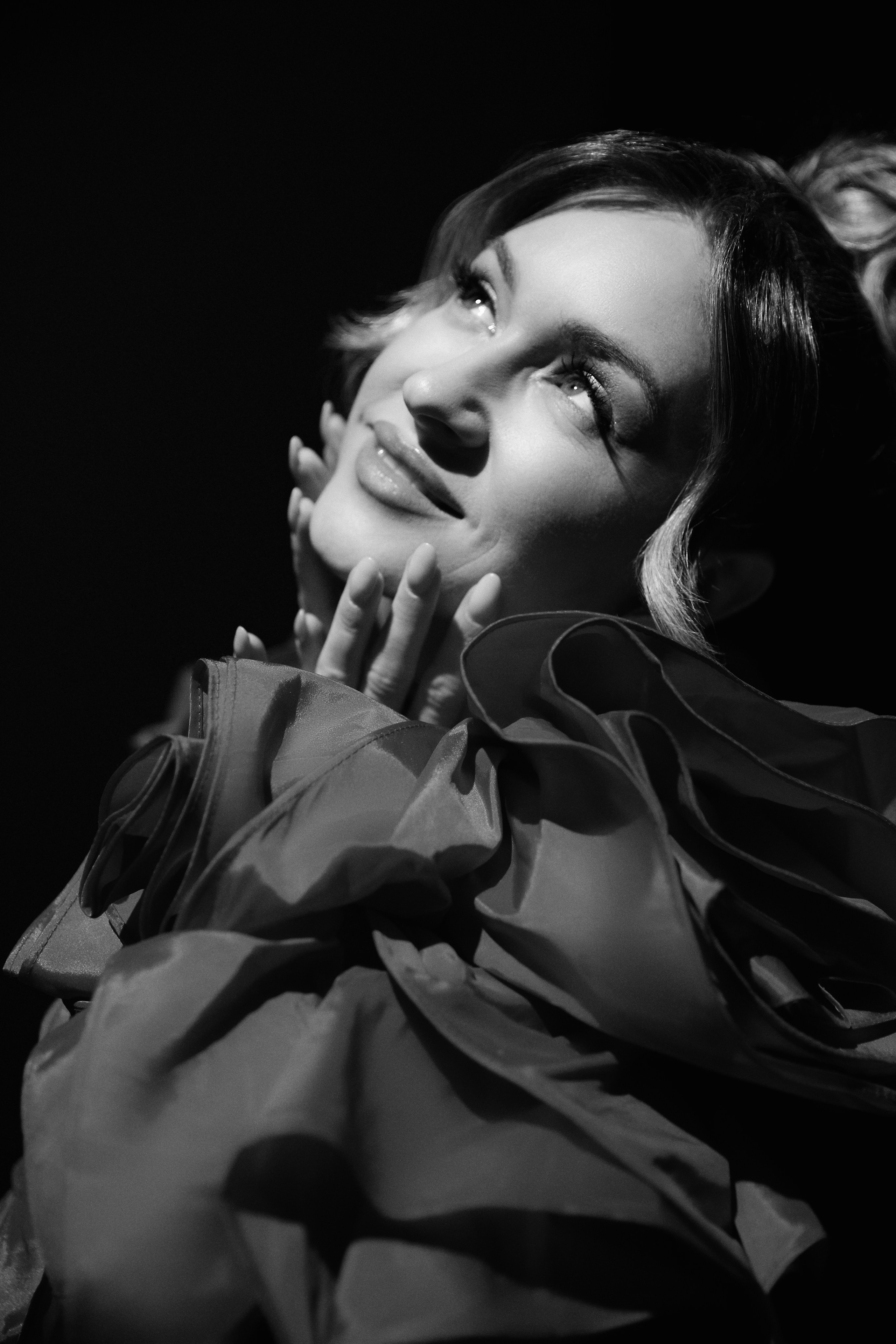 Снежная ночь. Фотосессия беременности со снегом. Фотограф в Москве Ольга Сатони