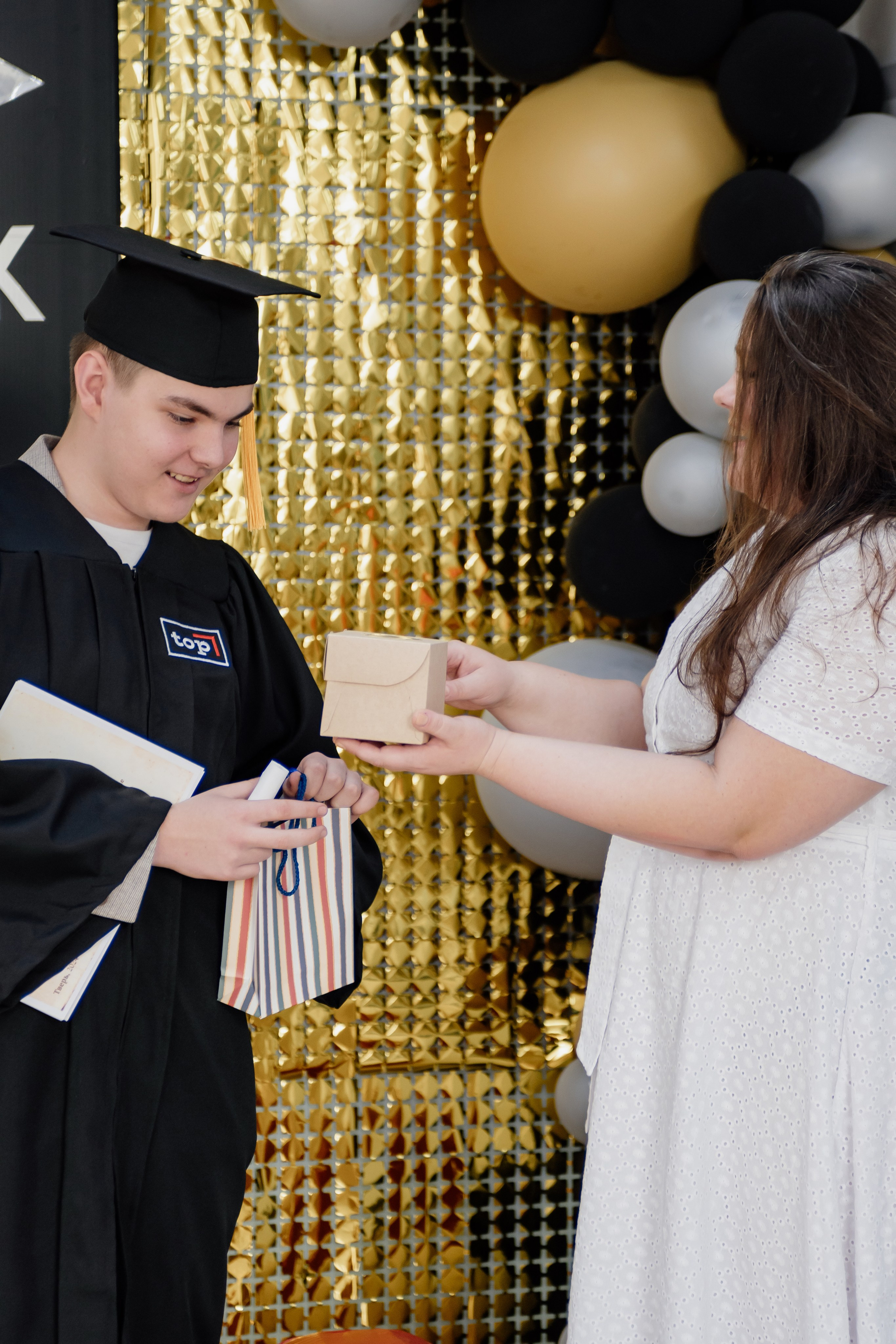 Выпускной: компьютерная академия Топ. Фотограф в Твери Дементьева Анастасия