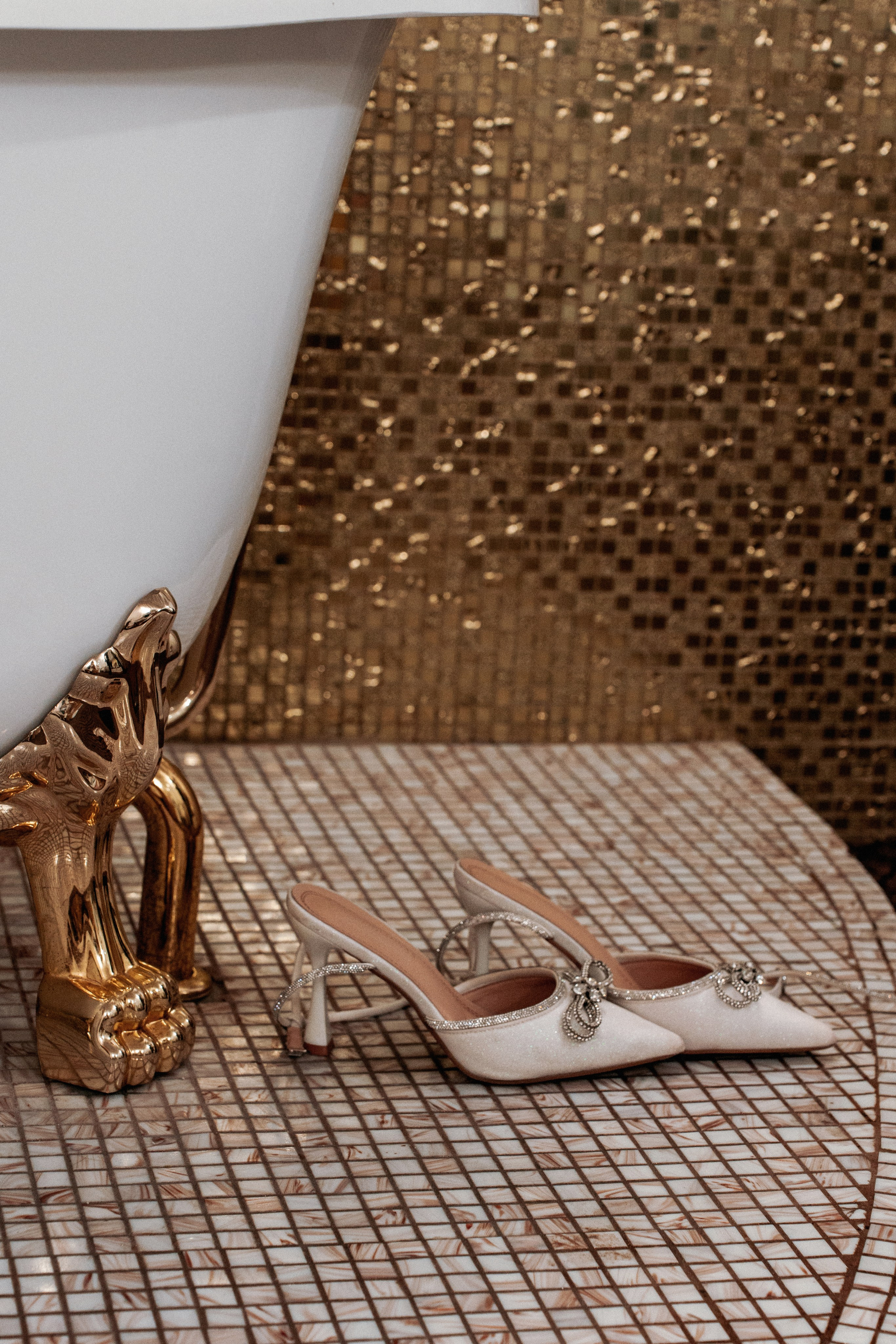 Утро невесты и торжественная церемония: праздничная фотосессия. Ваш семейный фотограф в Минске — Вика Трегубова