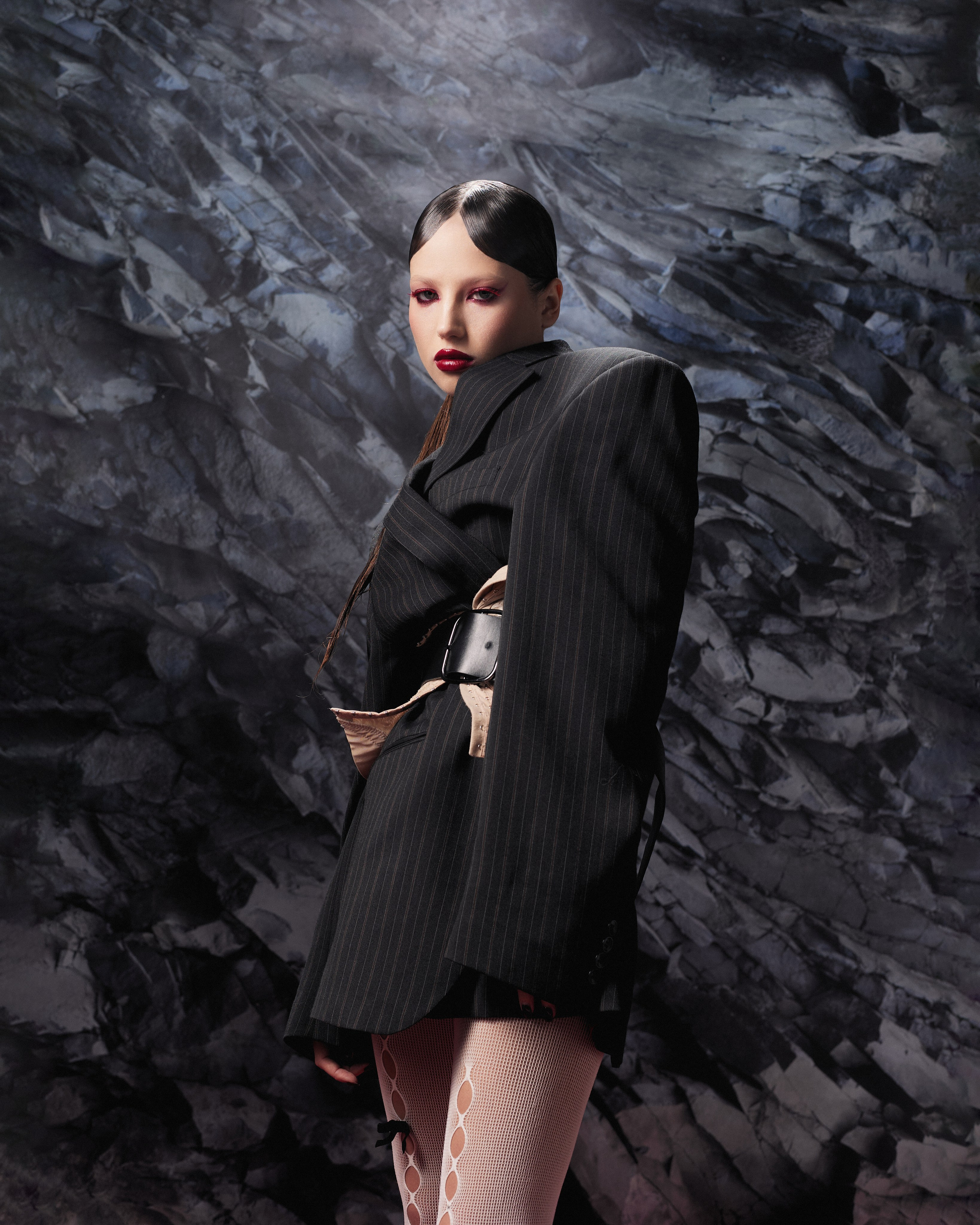 Vampire / art. Влада Зюзина — adalwzet posmotri — коммерческий фотограф в Москве — портретный фотограф, фотограф для брендов