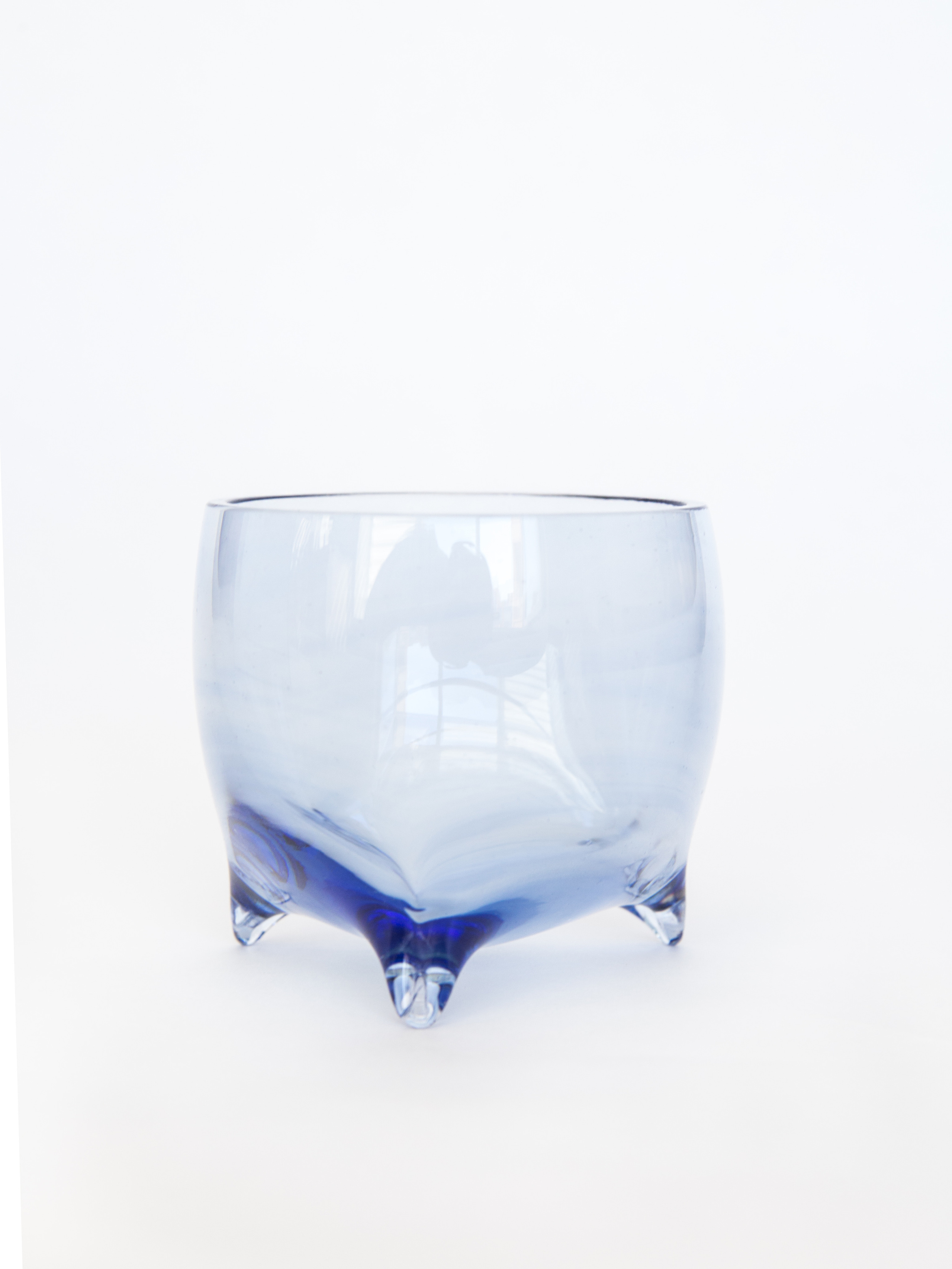 На белом фоне. Мария Пичугина — фотограф в Петергофе — Санкт-Петербурге