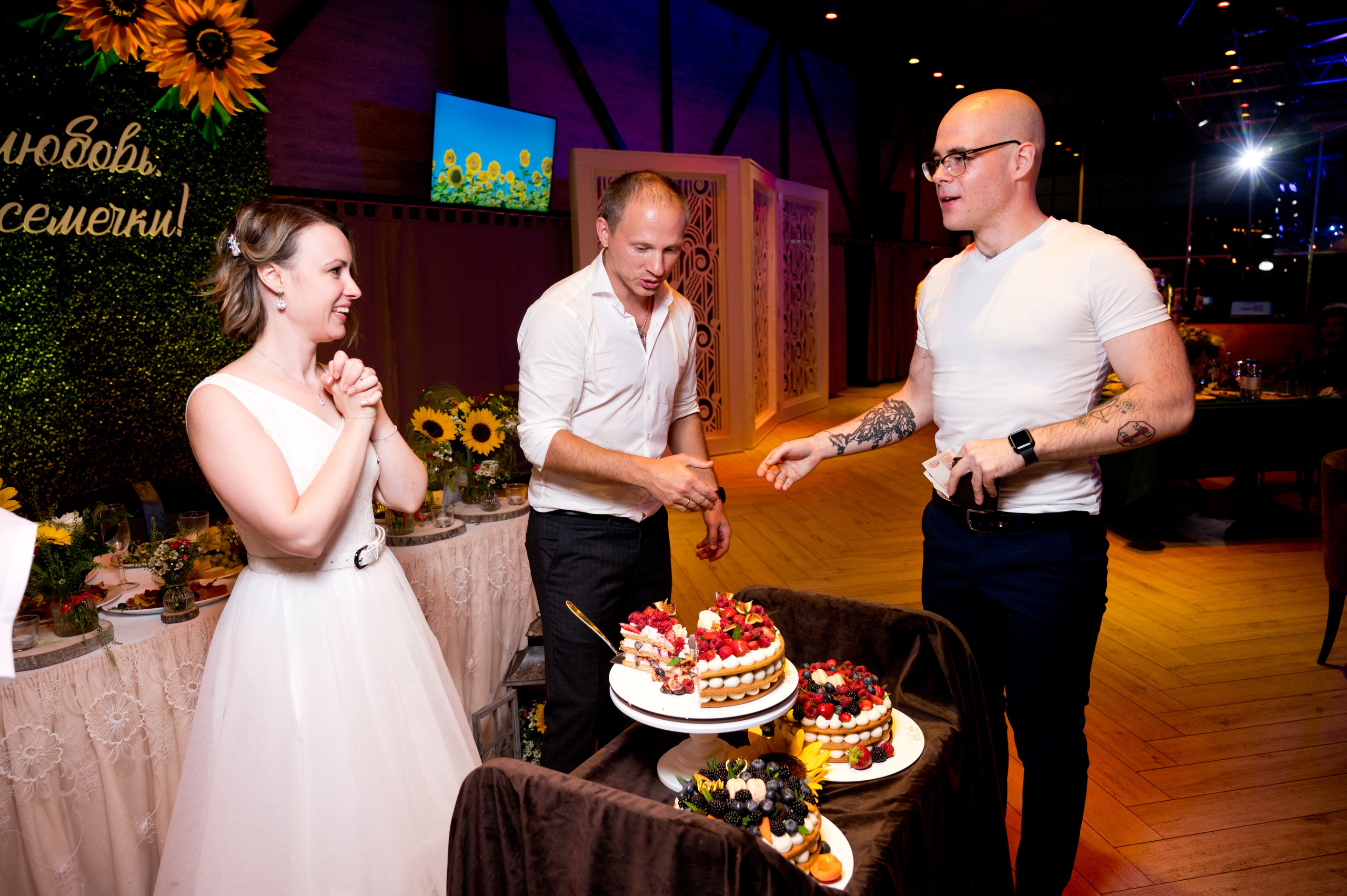 Свадьба Миша и Юля. Репортажный фотограф и видеограф Слава Думчев. Тимбилдинги, отчетники, корпоративы