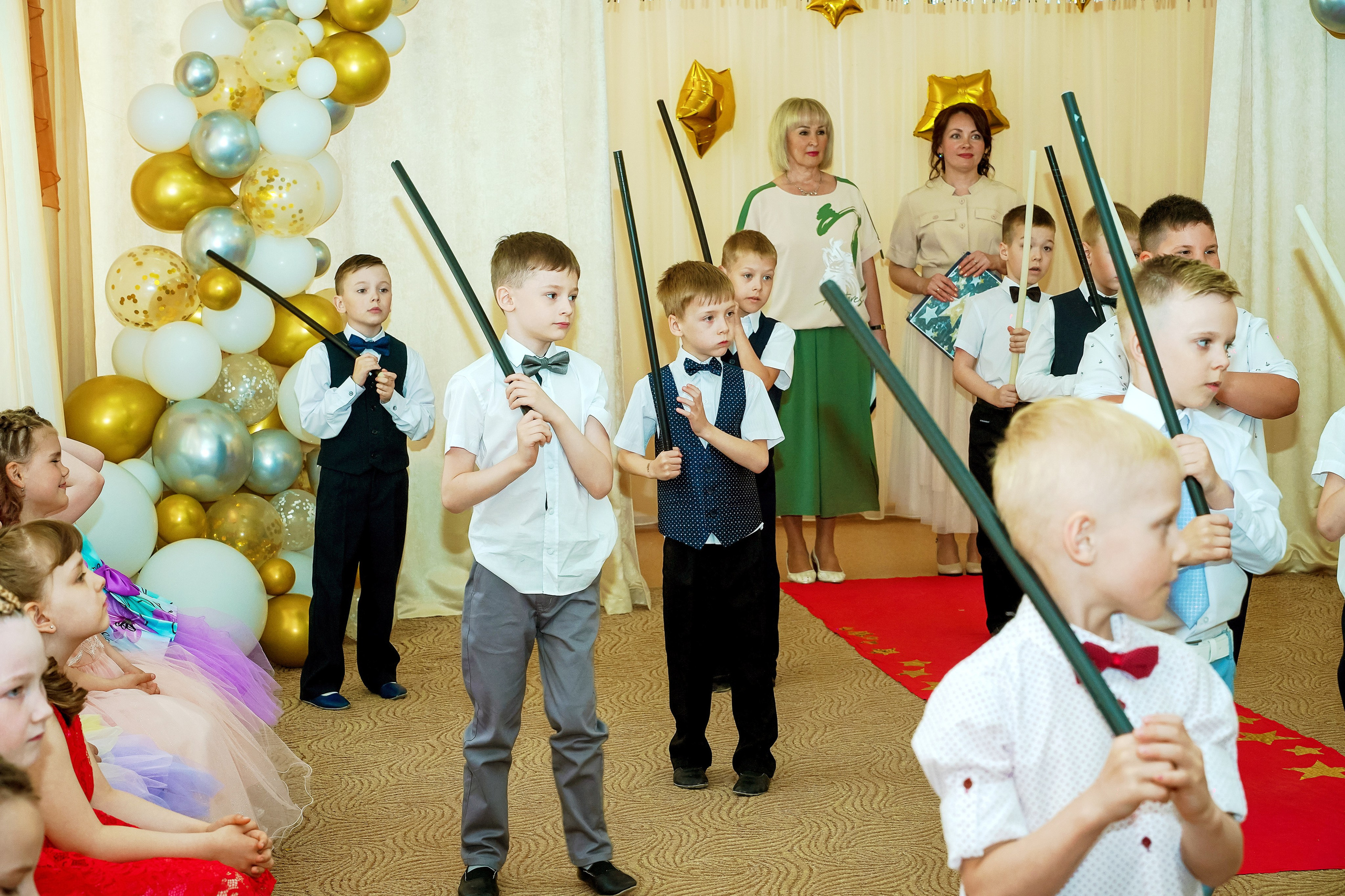 Фотосъемка видеосъёмка фотограф видеооператор новогодних утренников  в. Фотограф, видеооператор Нина Коршунова