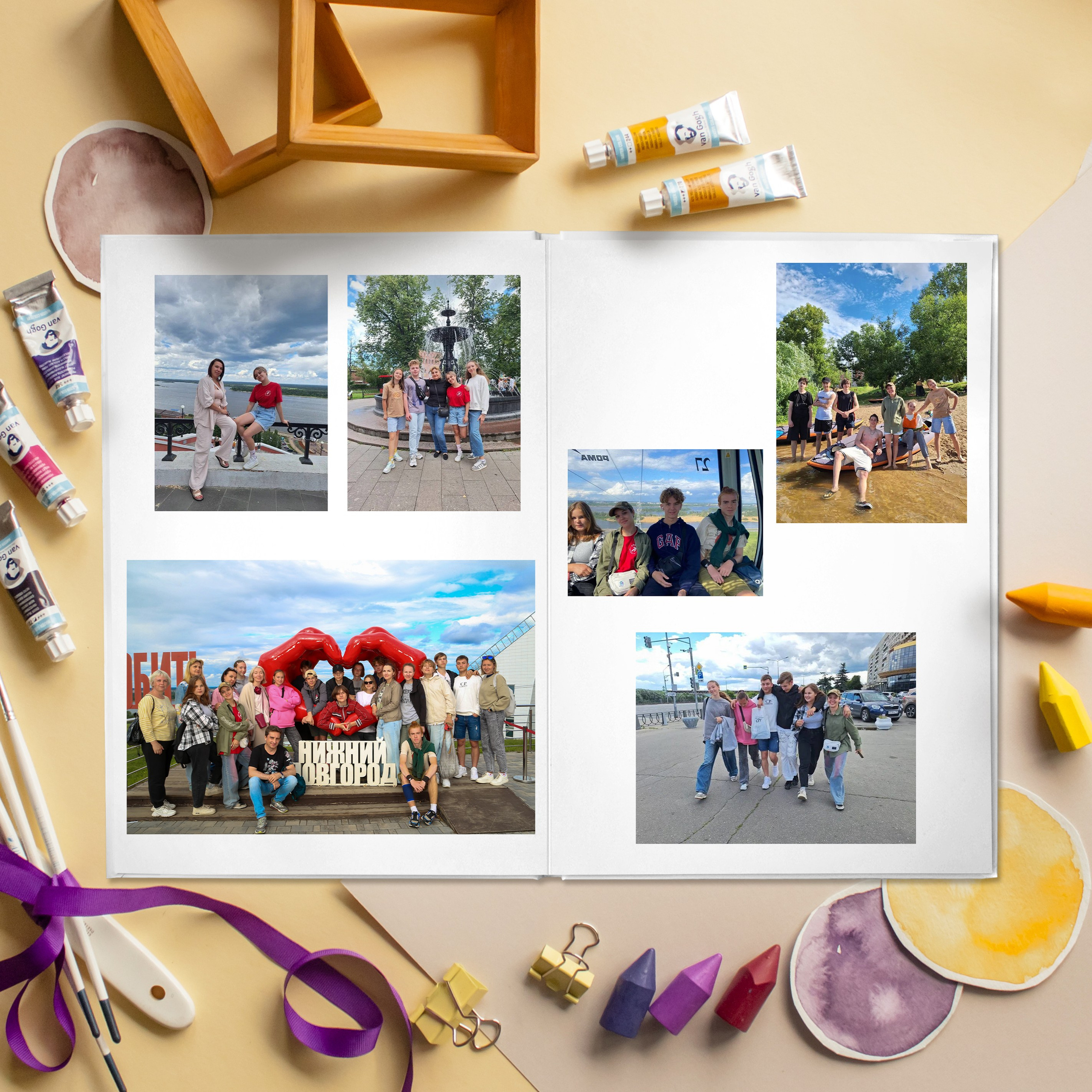 Выпускной альбом для старшей школы 5 разворотов. Выпускные альбомы для детского сада и школы в Москве