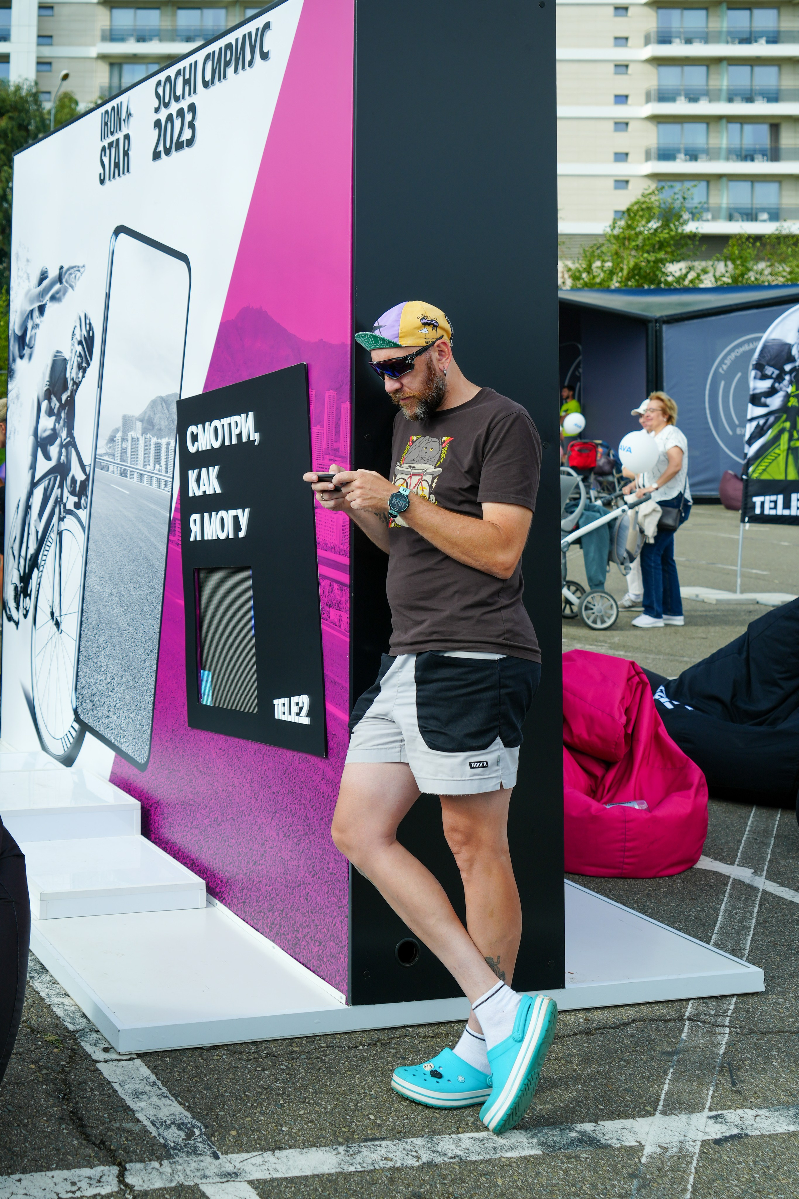 Фотоотчет партнерской интеграции для компании TELE2 на фестивале Ironstar. Репортажный фотограф в Красной Поляне и Сочи Павлюченко Екатерина