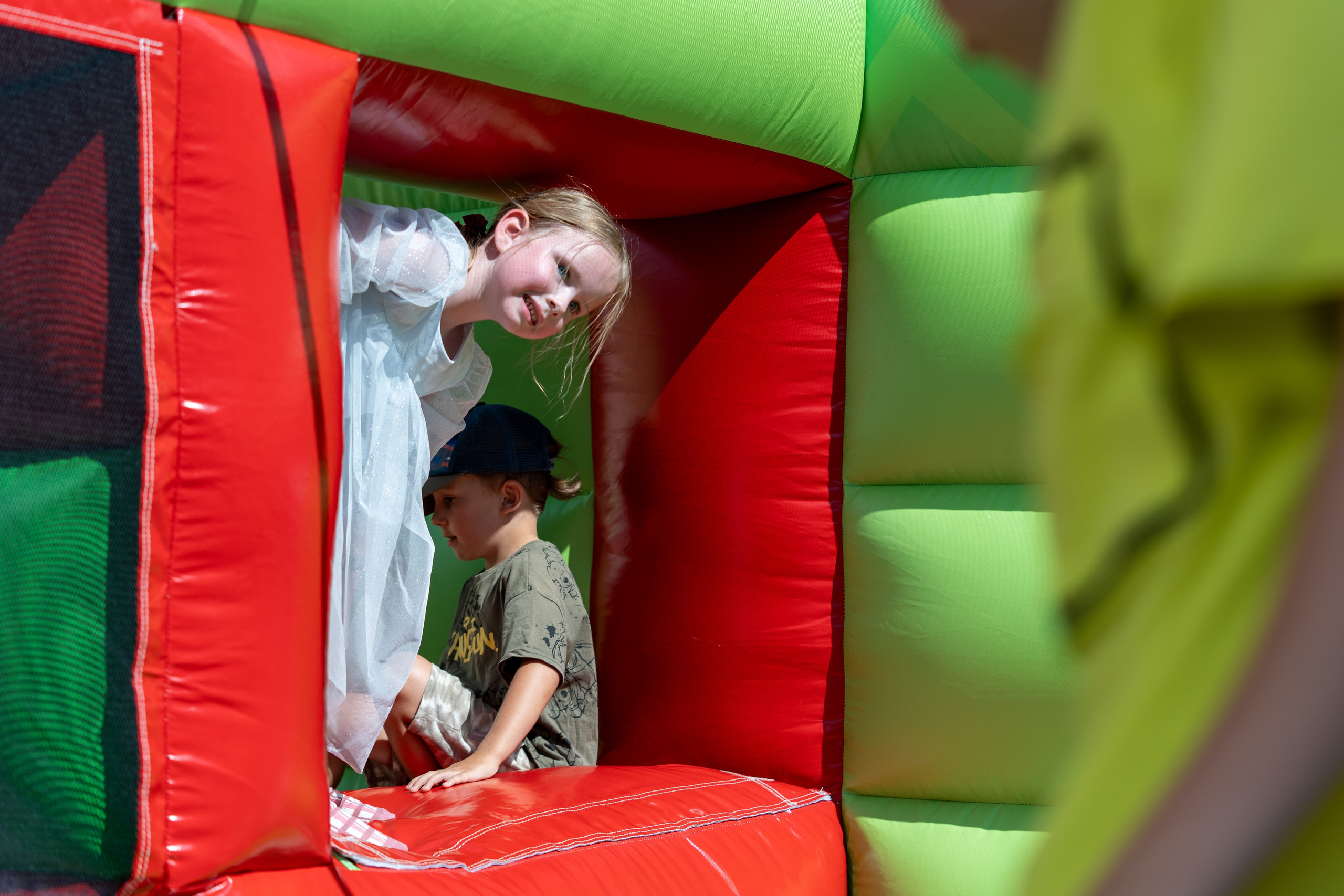 Фотоотчет партнеской интеграции для сети «Пятерочка» на фестивале «Grounded». Репортажный фотограф в Красной Поляне и Сочи Павлюченко Екатерина