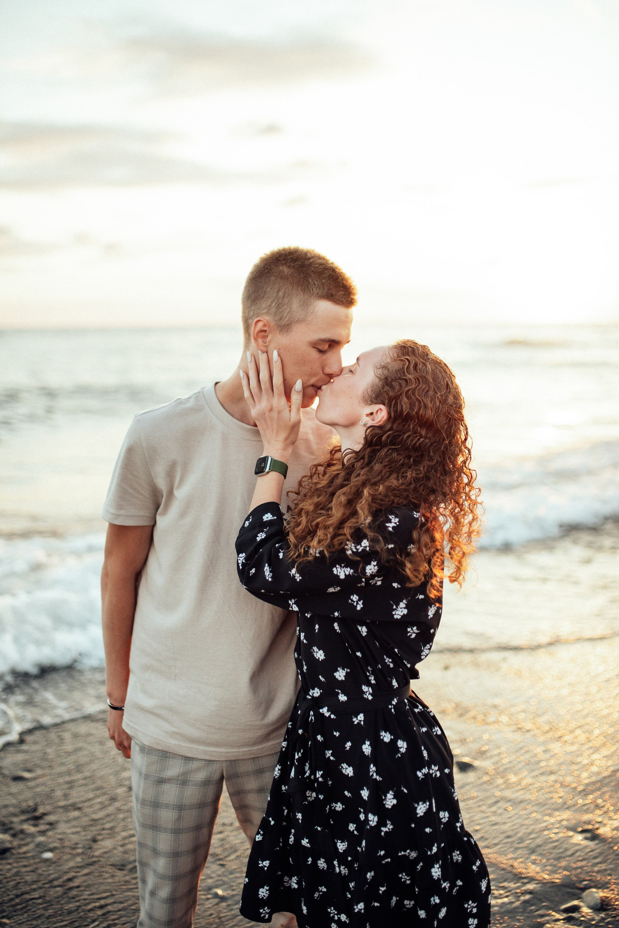 Фотосессия на берегу моря в Сириус Адлере Сочи фотограф Рита Поганова. Фотограф в Сочи — Маргарита Поганова