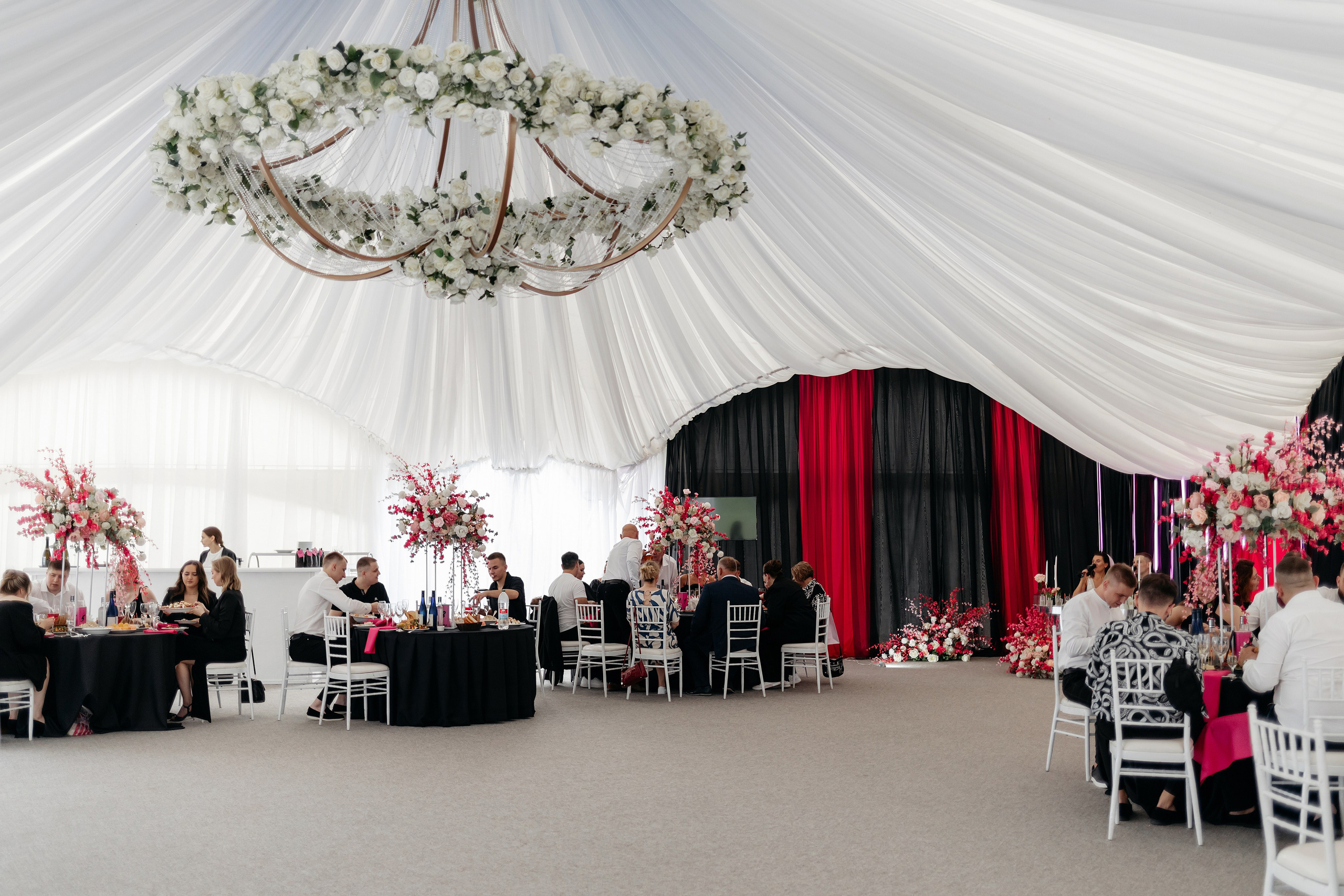 Александра и Кирилл. Свадебный фотограф в Пскове и Санкт-Петербурге | Анна Голикова