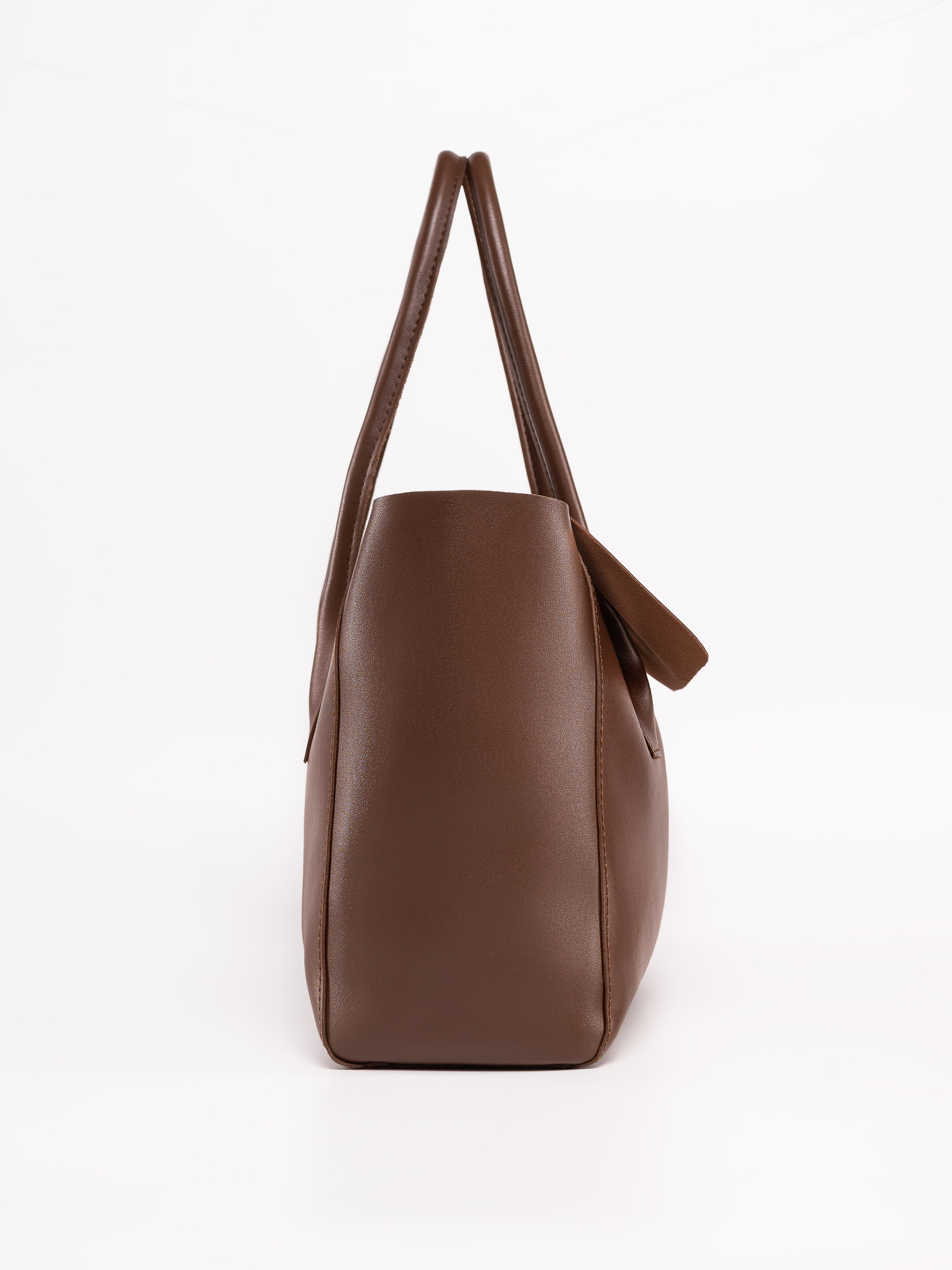 Q Сумки-тоут женские предметка серия 2. Предметный фотограф, фото для маркетплейсов Пятигорск, КМВ