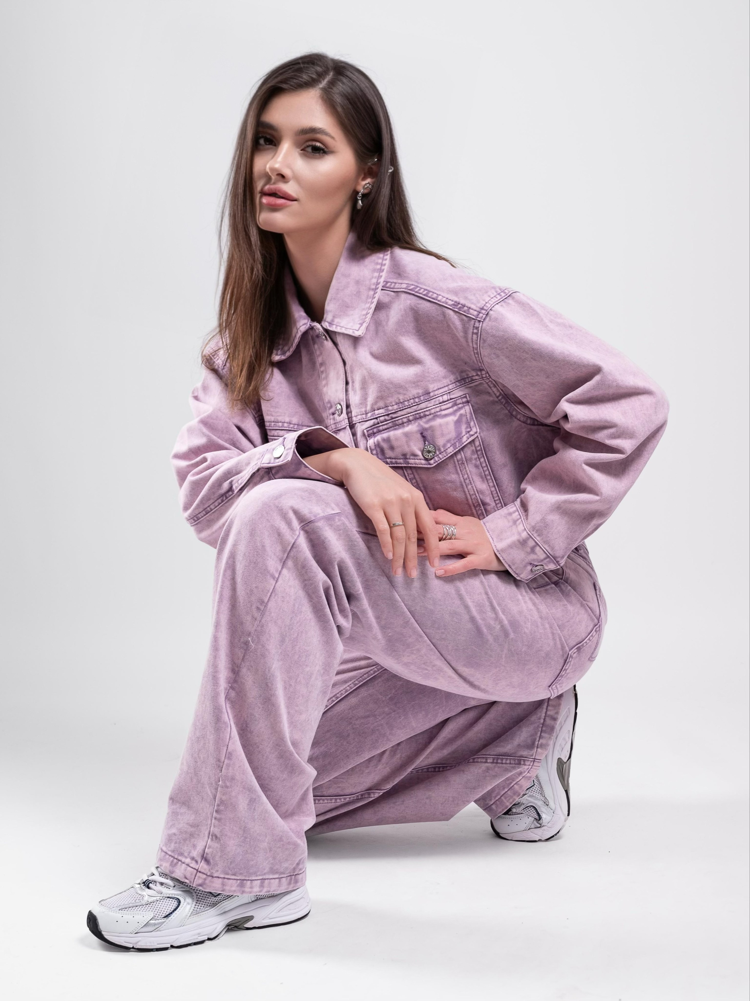 Джинсовые костюмы две модели. Предметный фотограф, фото для маркетплейсов Пятигорск, КМВ