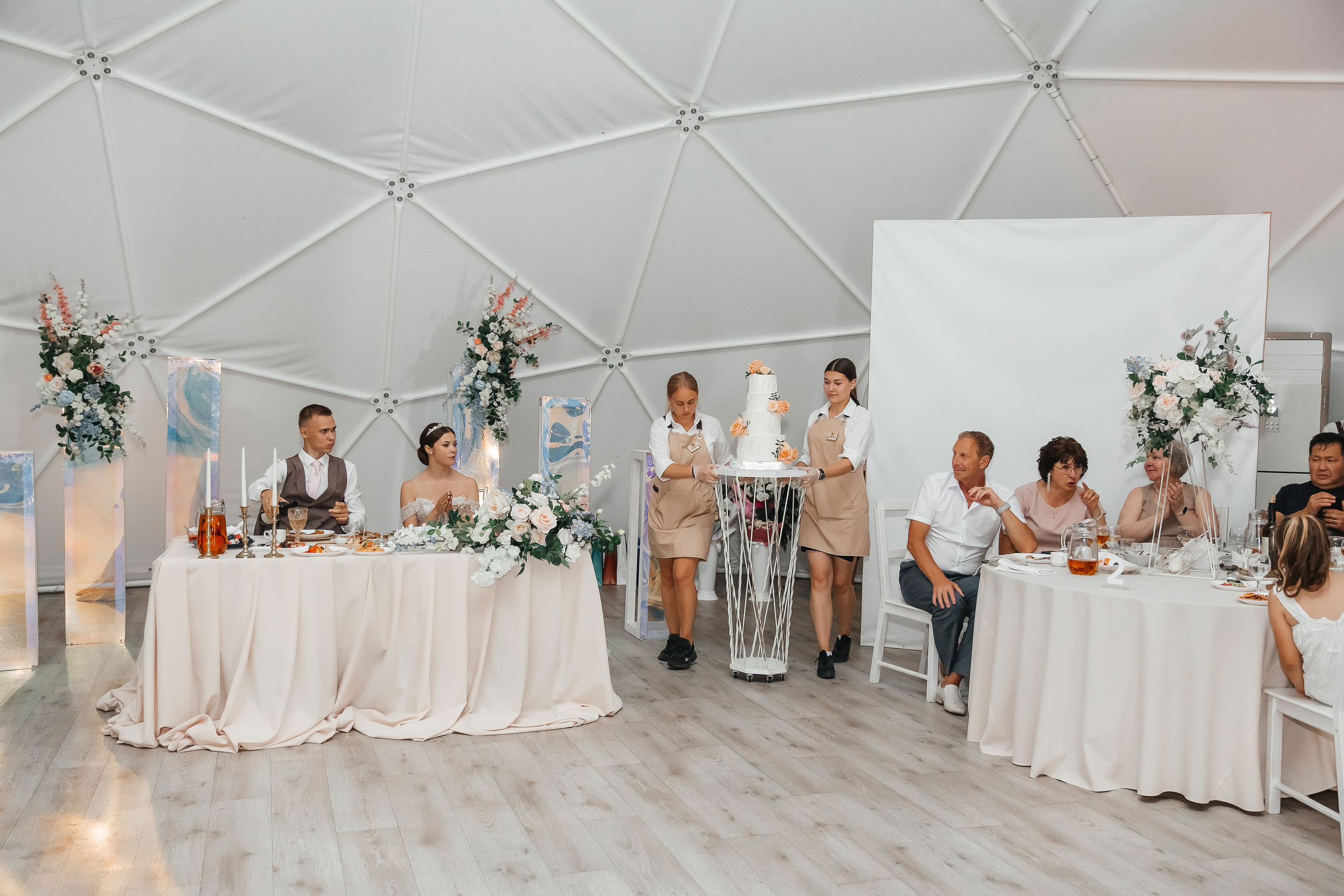 Свадьба в клевер парк. Свадебный фотограф Ярославль Ирина Волоцкая