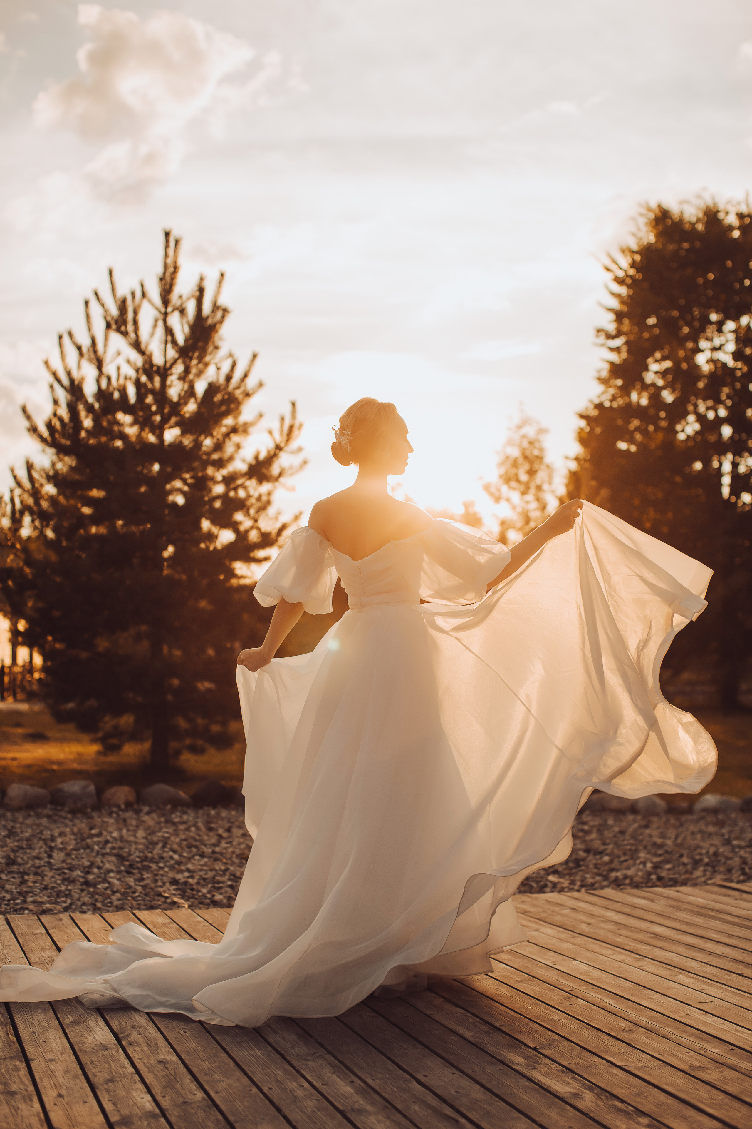 Свадебная фотосессия в галлерее. Свадебный фотограф Ярославль Ирина Волоцкая