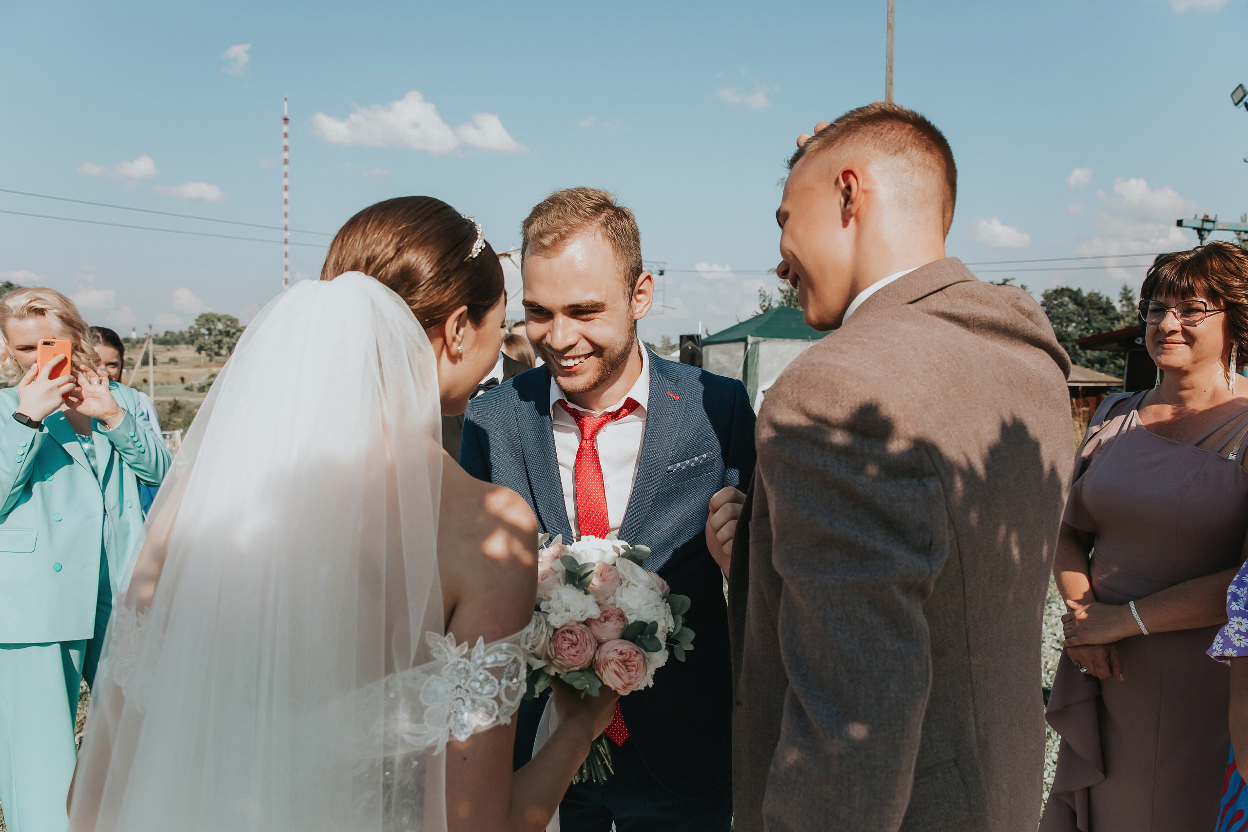 Свадьба в клевер парк. Свадебный фотограф Ярославль Ирина Волоцкая