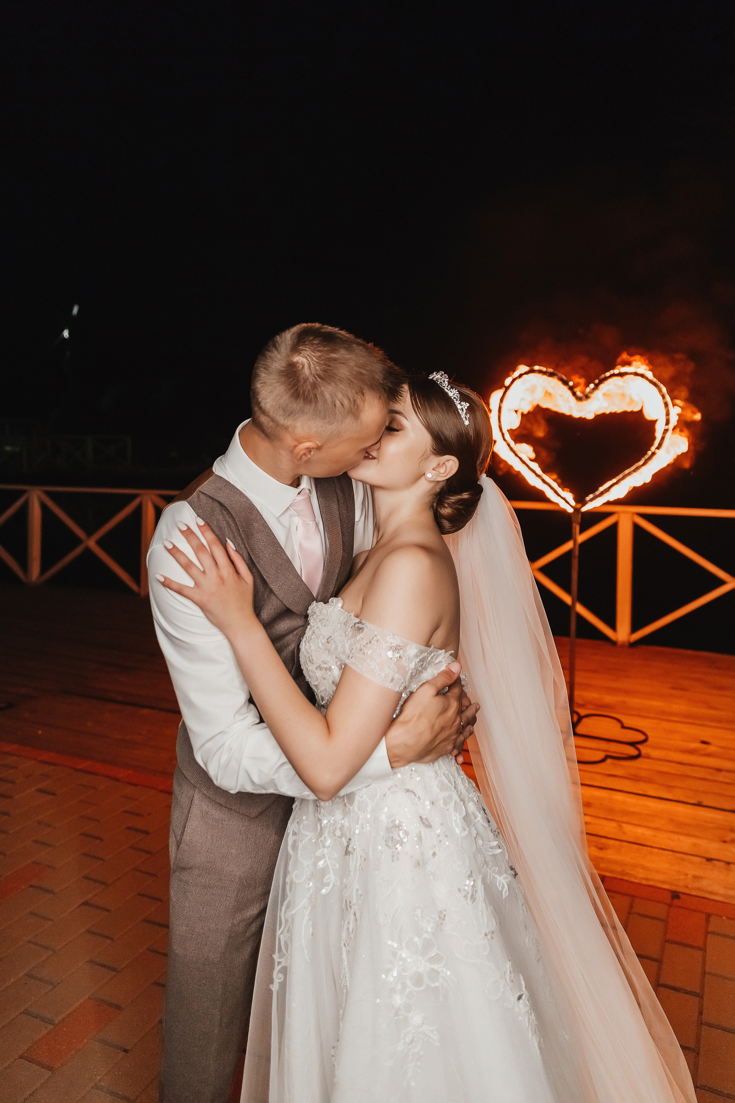 Свадьба в клевер парк. Свадебный фотограф Ярославль Ирина Волоцкая