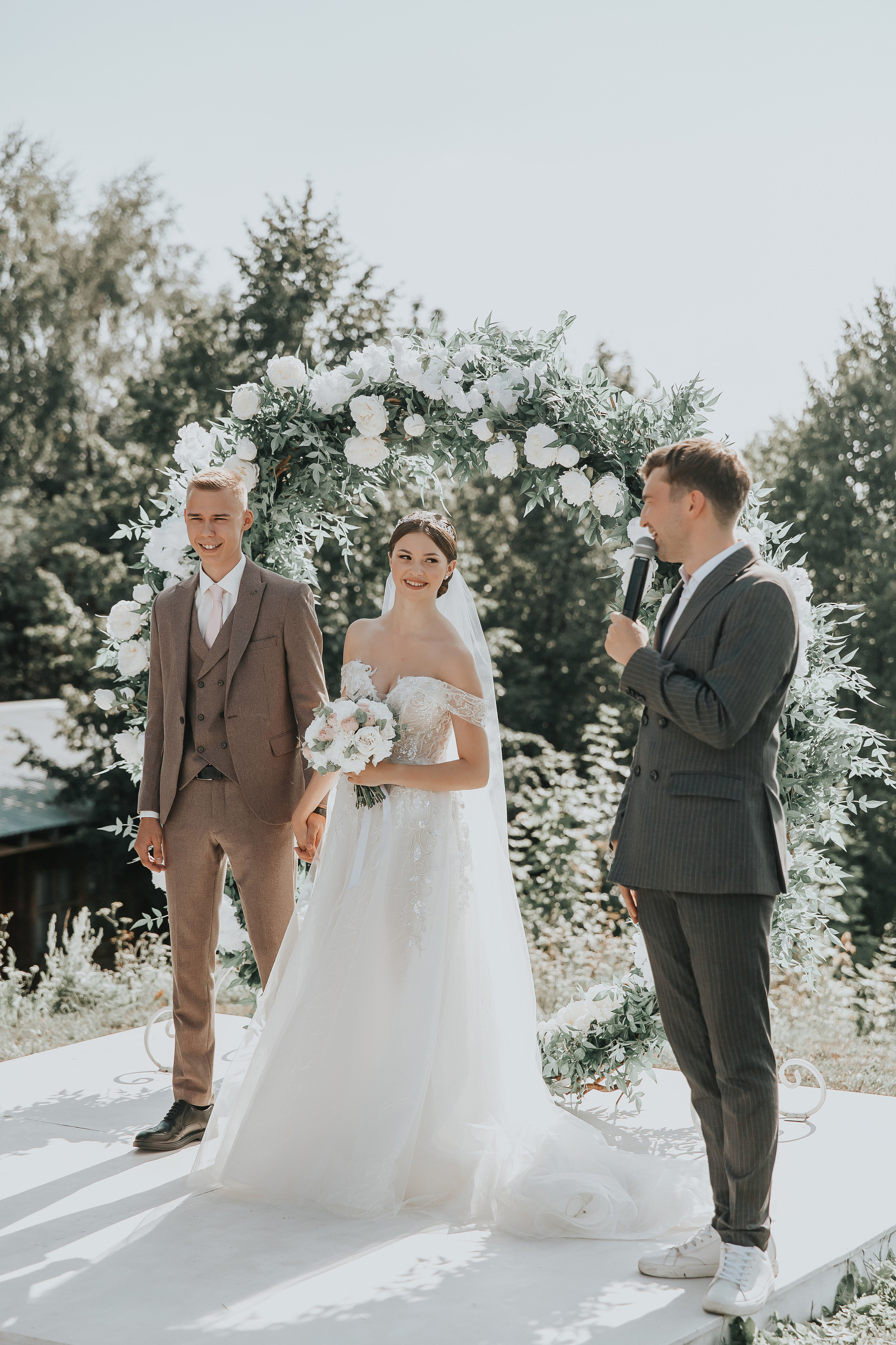 Свадьба в клевер парк. Свадебный фотограф Ярославль Ирина Волоцкая