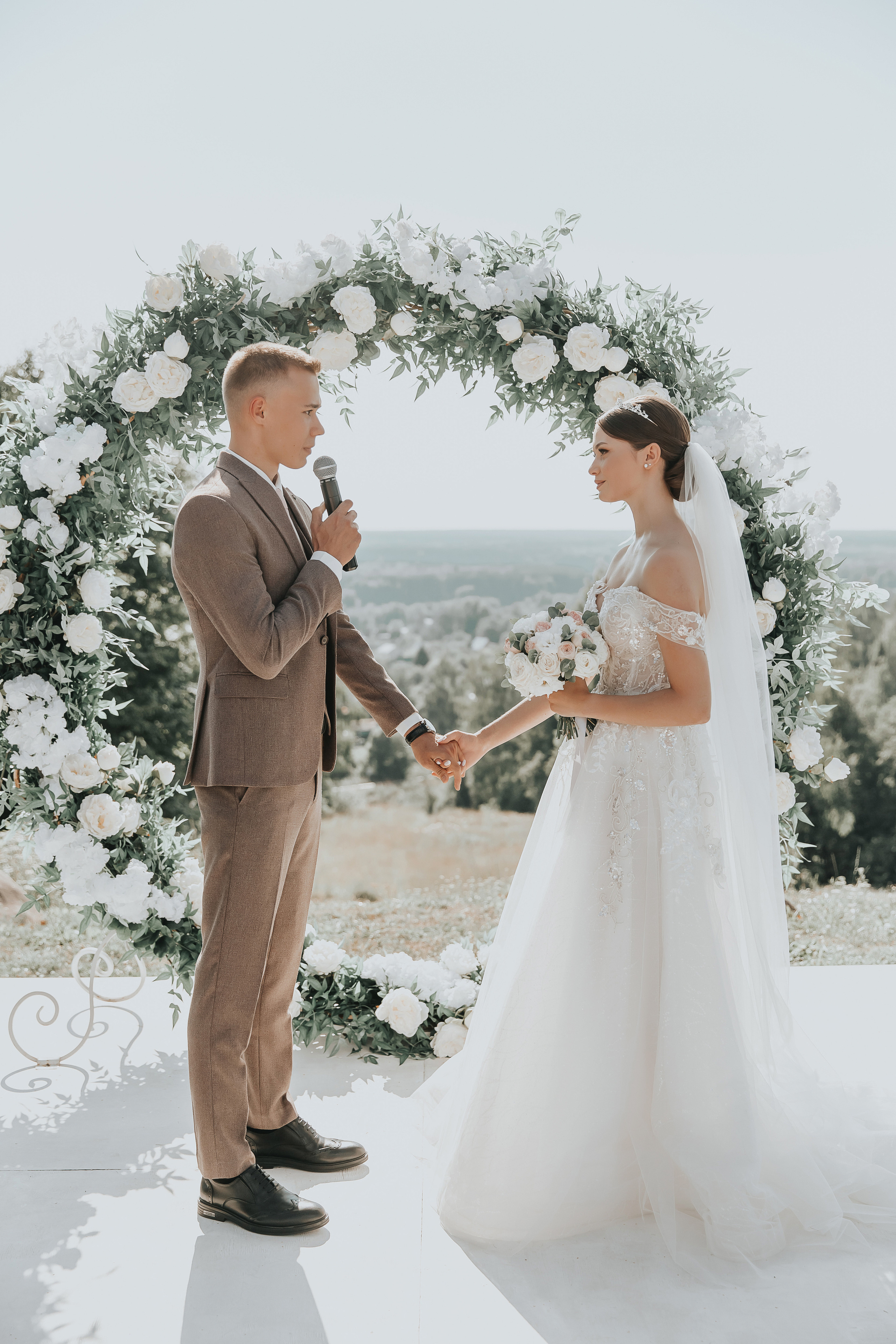 Свадьба в клевер парк. Свадебный фотограф Ярославль Ирина Волоцкая