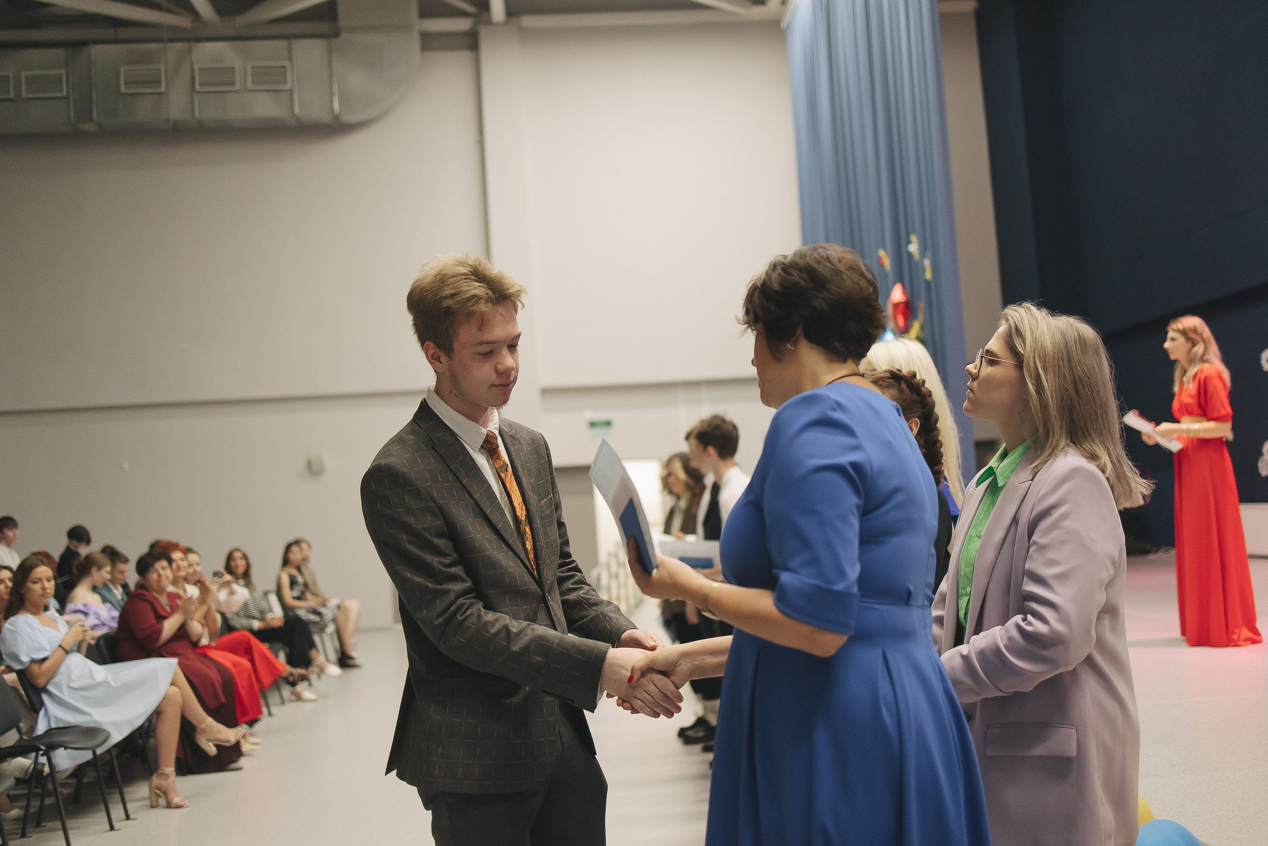 Выпускной Сосны. Свадебный и женский фотограф