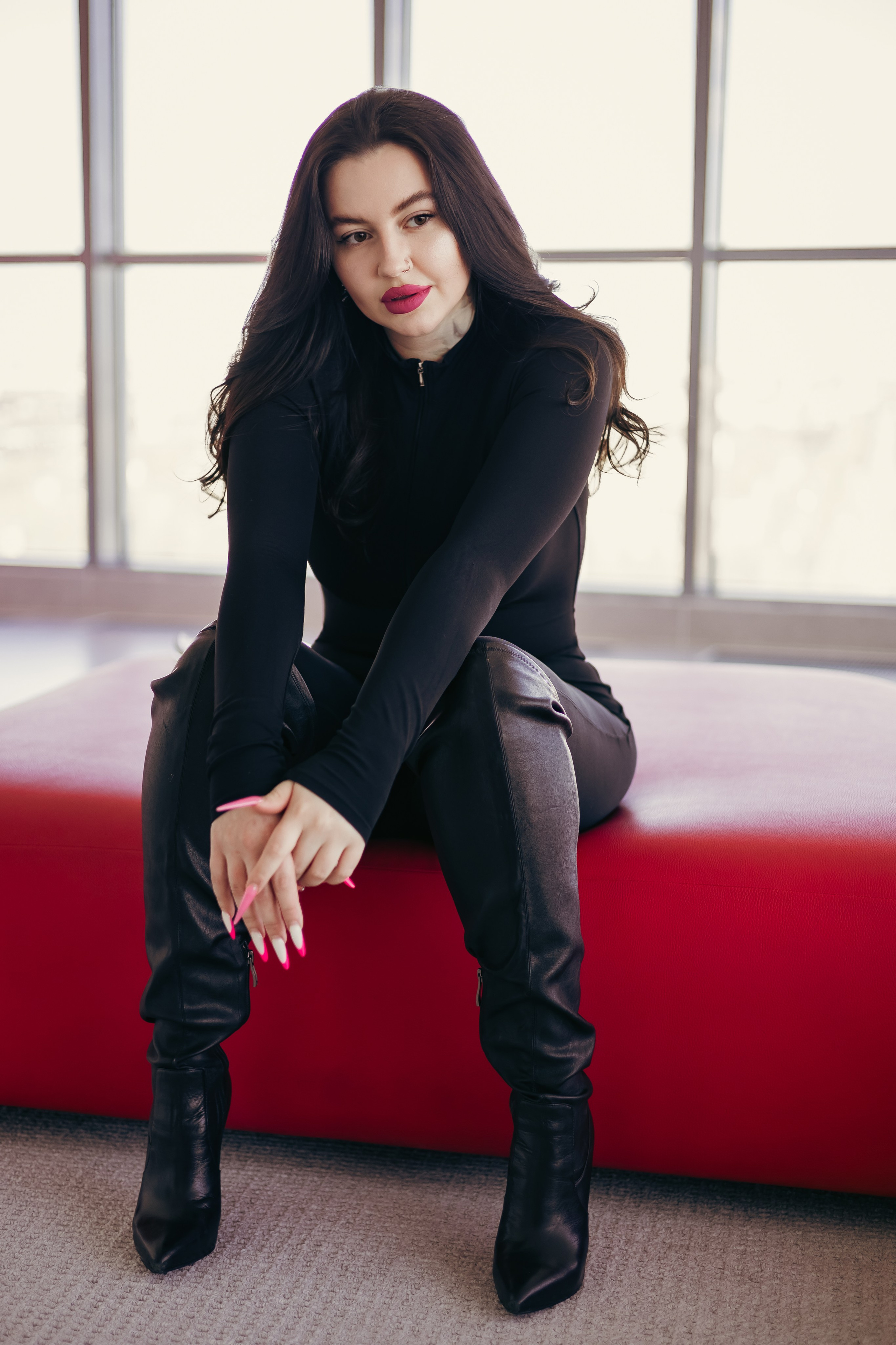 Анастасия. Фотограф Julia Milton | Портреты, съемки для маркетплейсов, лавстори, съёмка беременности в Санкт-Петербурге. Обучение фотографии в Спб очно