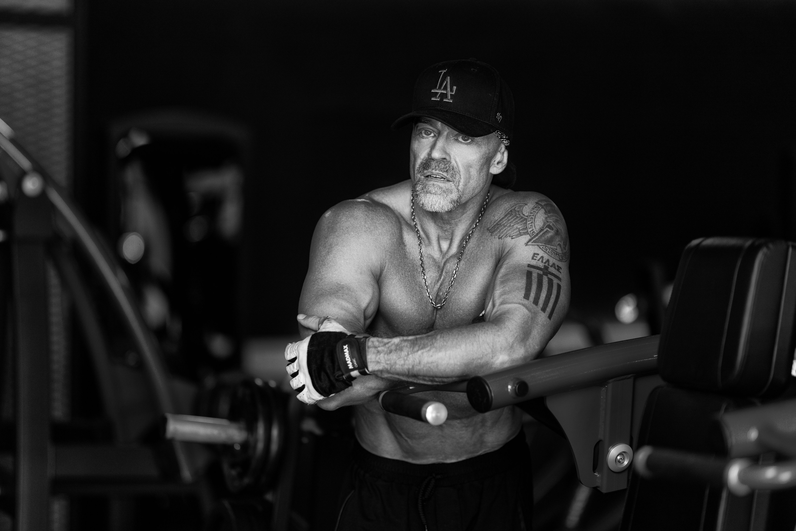 Съемка с Александром в тренажерном зале для контента. Дмитрий Шульгин, портретный фотограф в Воронеже