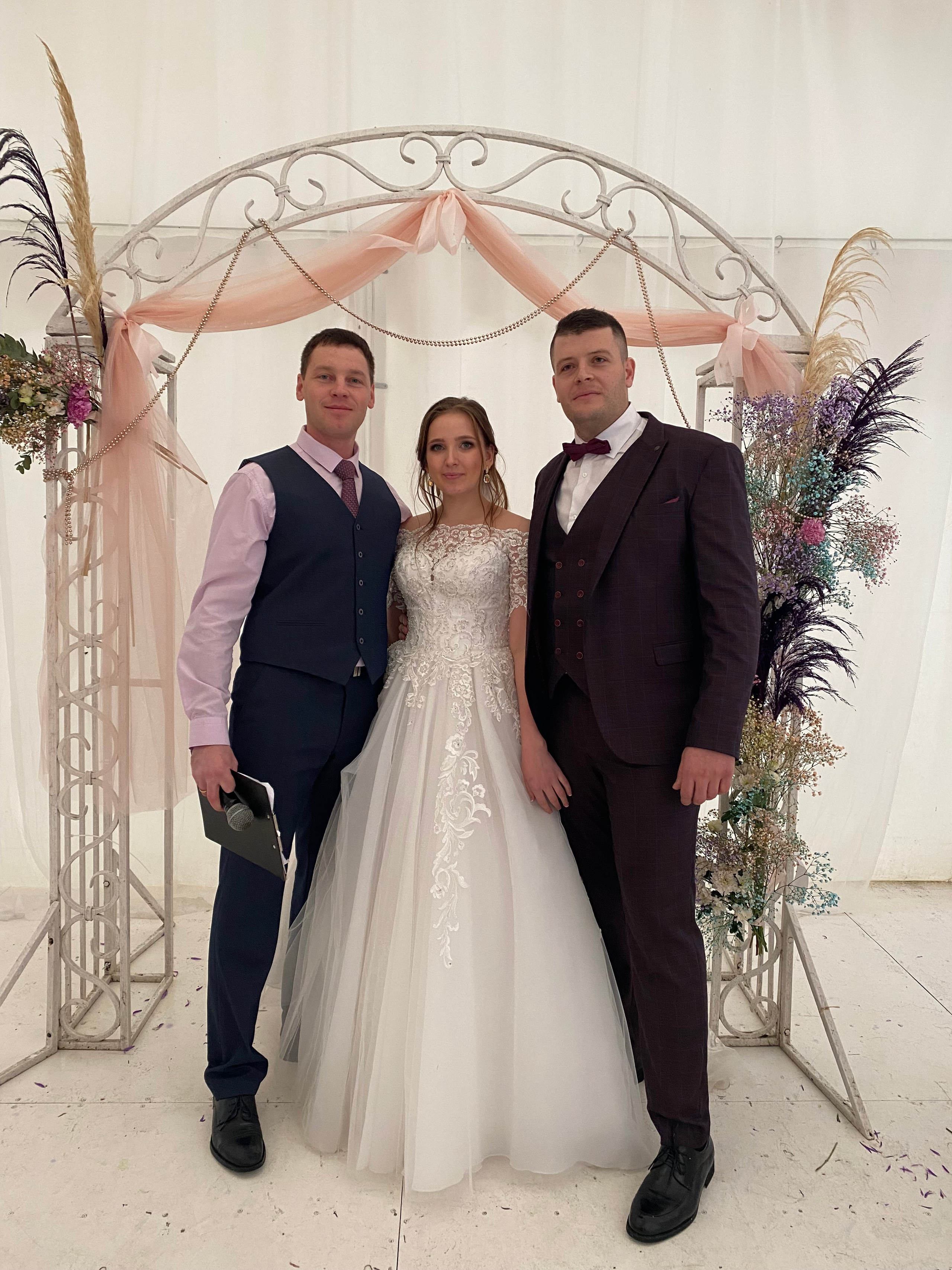 Фото. Ведущий и Вокалист Александр Узунов в Москве и Московской области