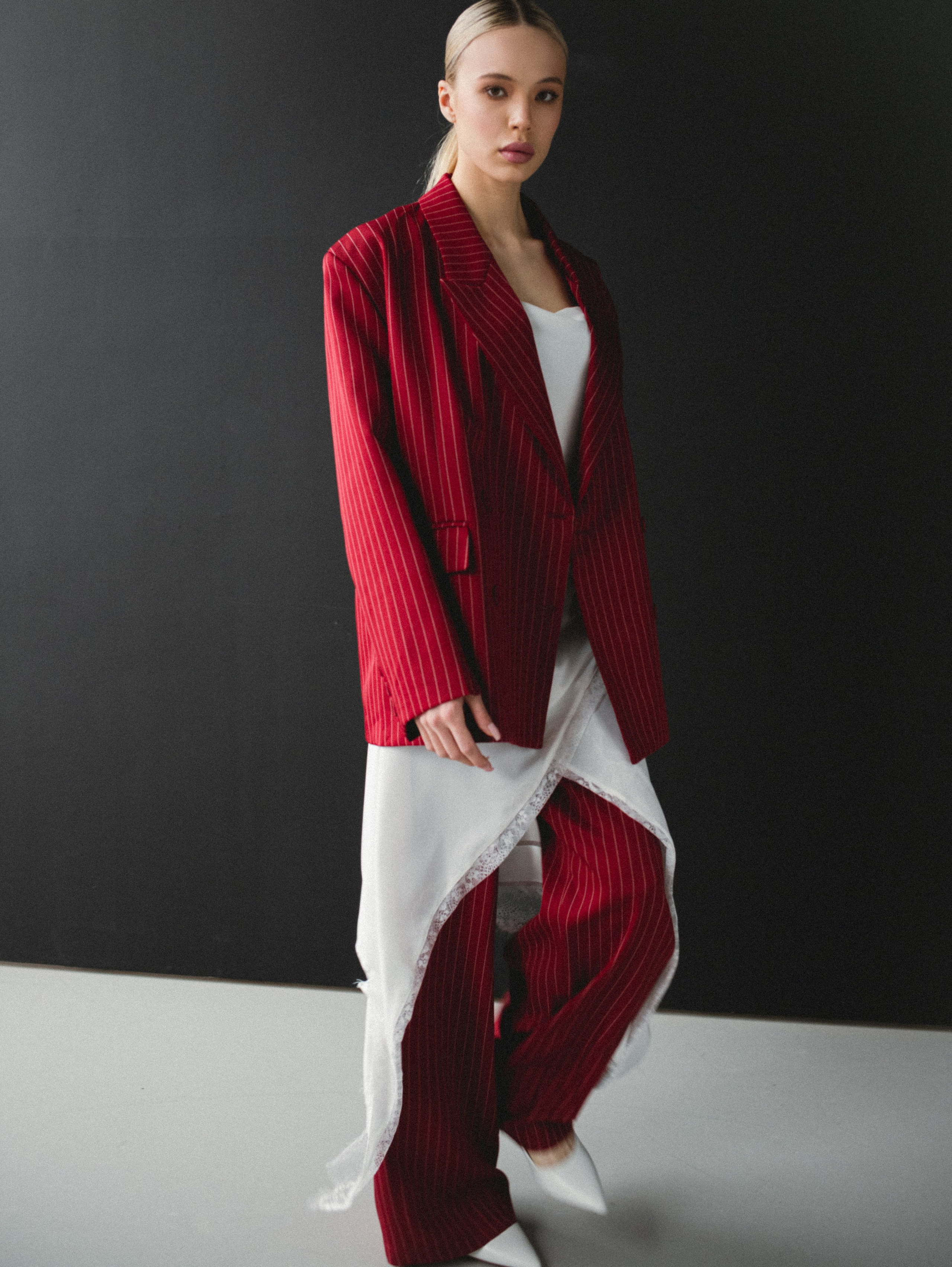 Модельная школа Khanova. Фотограф в Москве и Сургуте Алла Лесовая. Снимаю каталог для брендов и индивидуальные портреты для людей